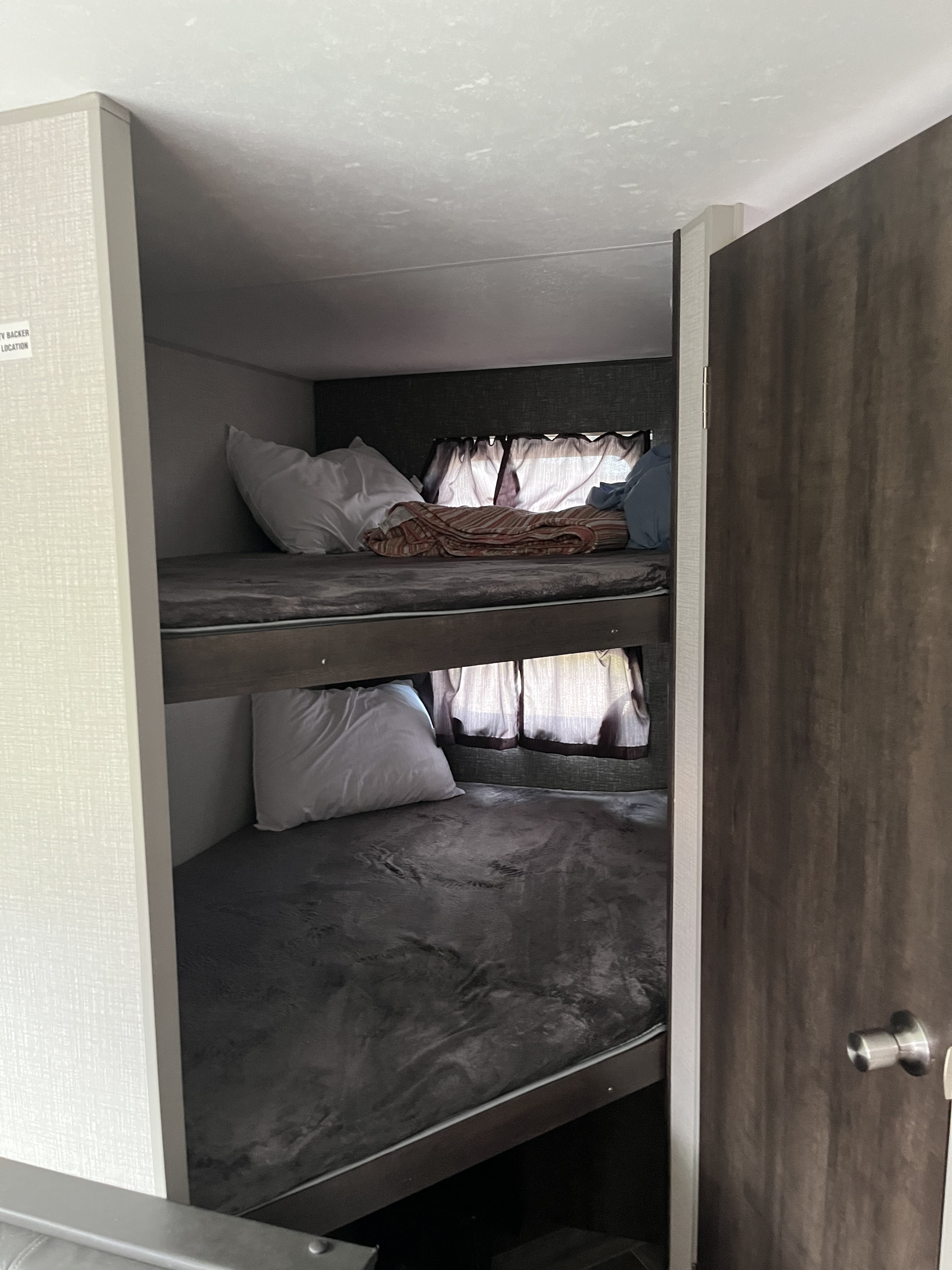 bunk beds
. Sportsmen SE 2020