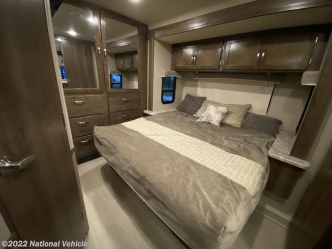 Entegra Coach Vision 2020