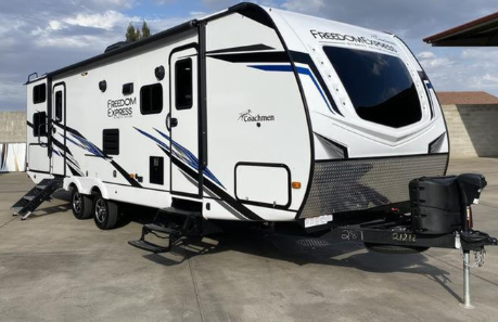 Travel trailer RV Rental 