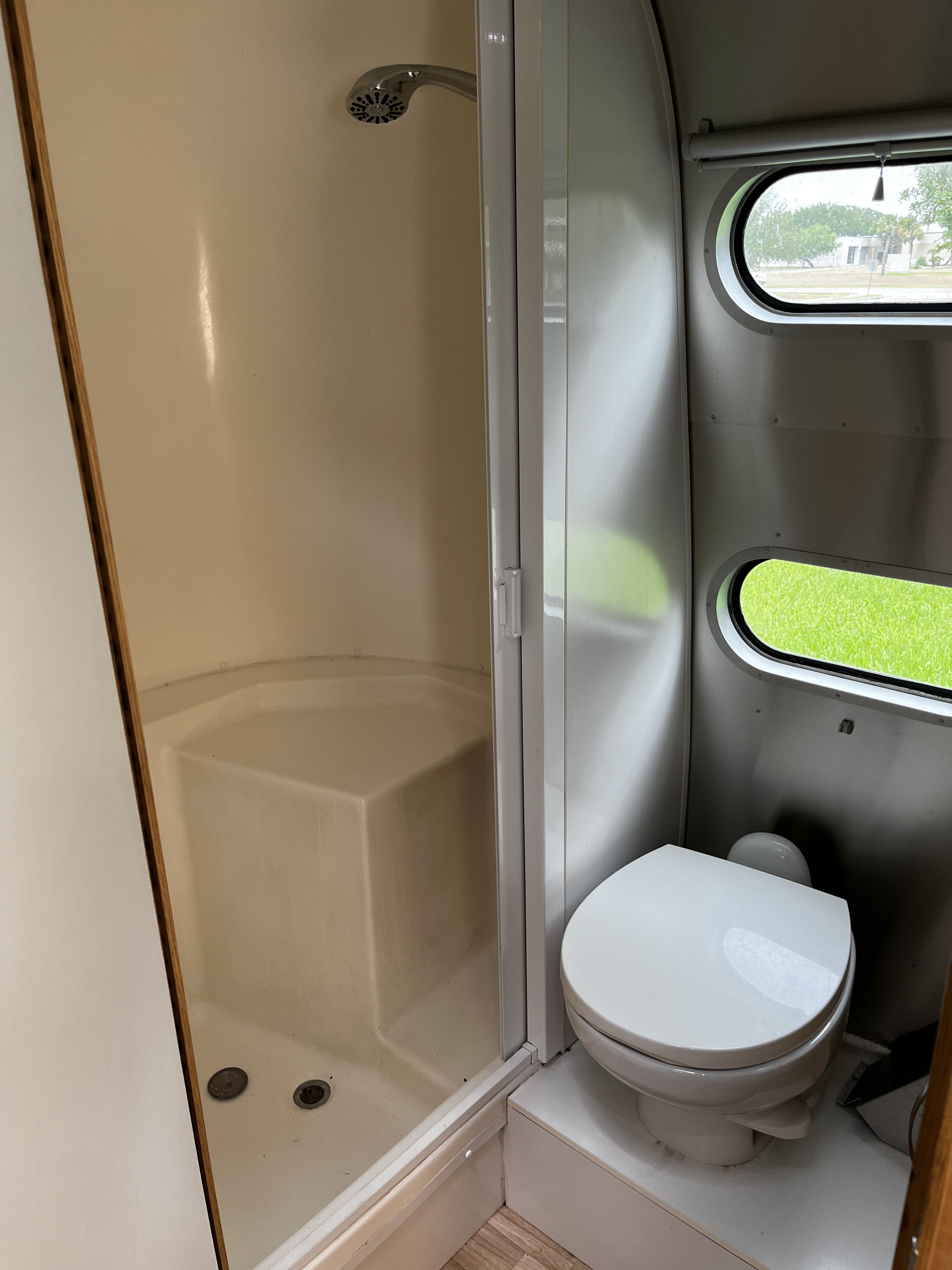 Travel trailer RV Rental 