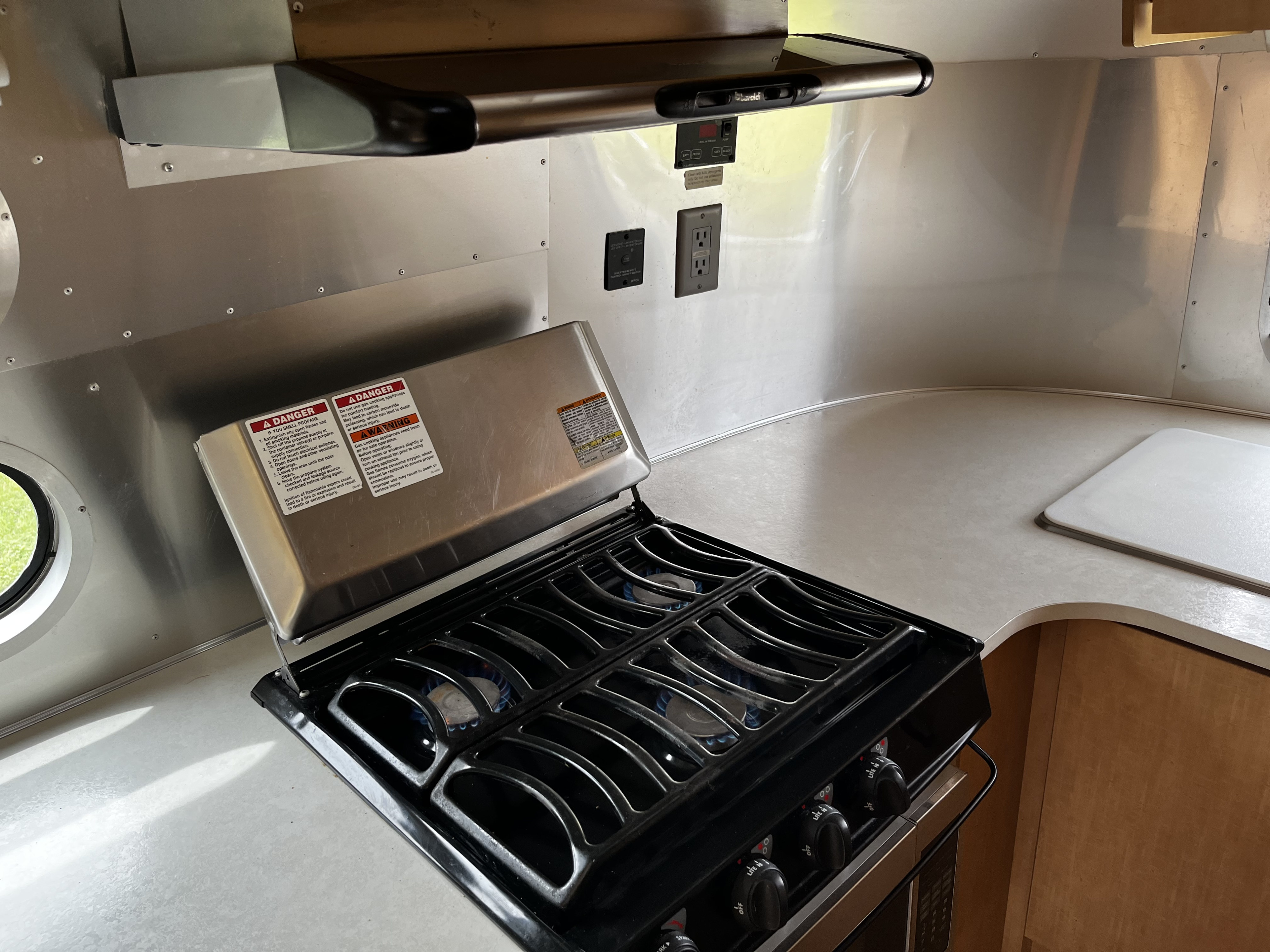 Travel trailer RV Rental 