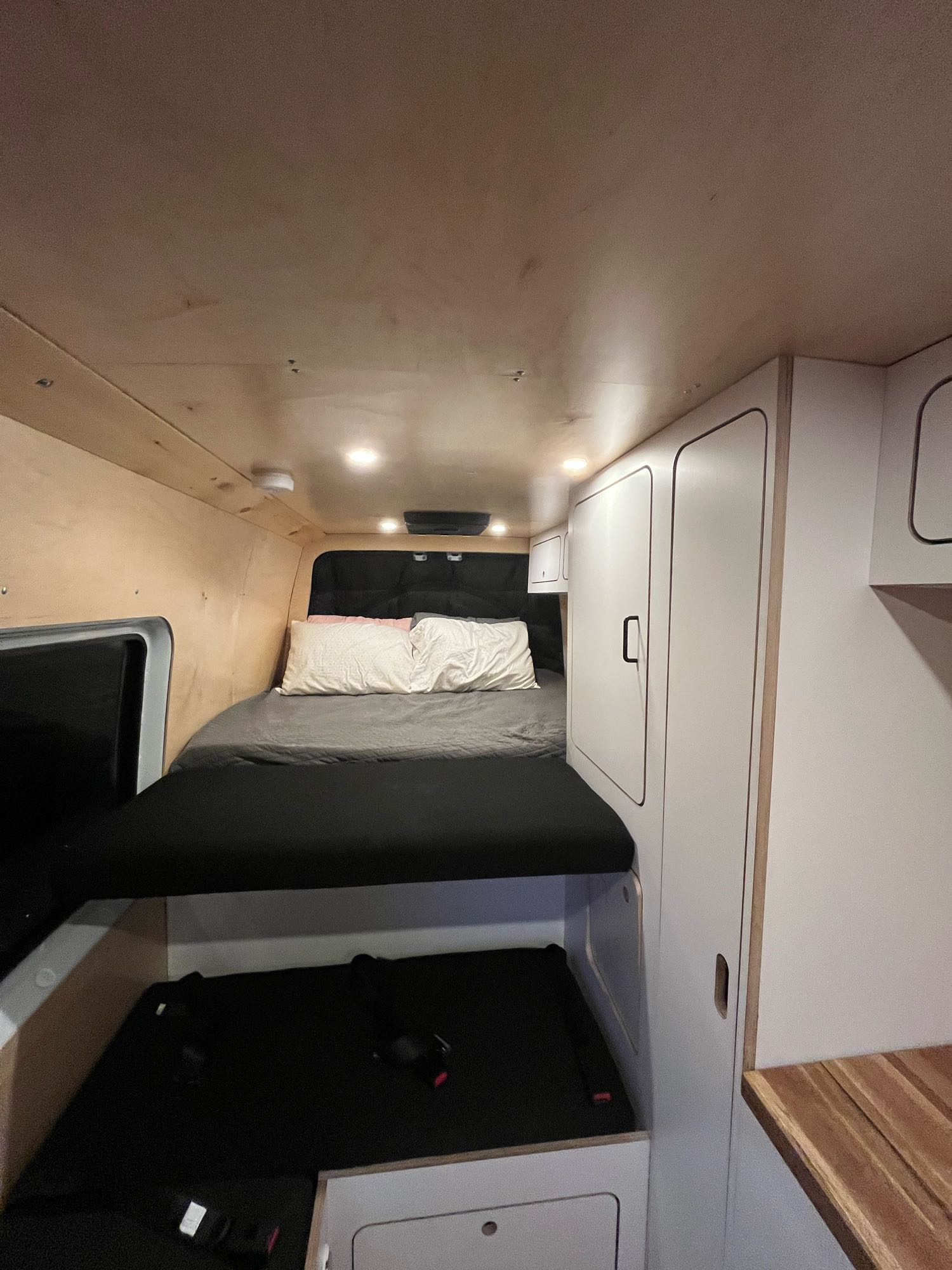 Camper van RV Rental 