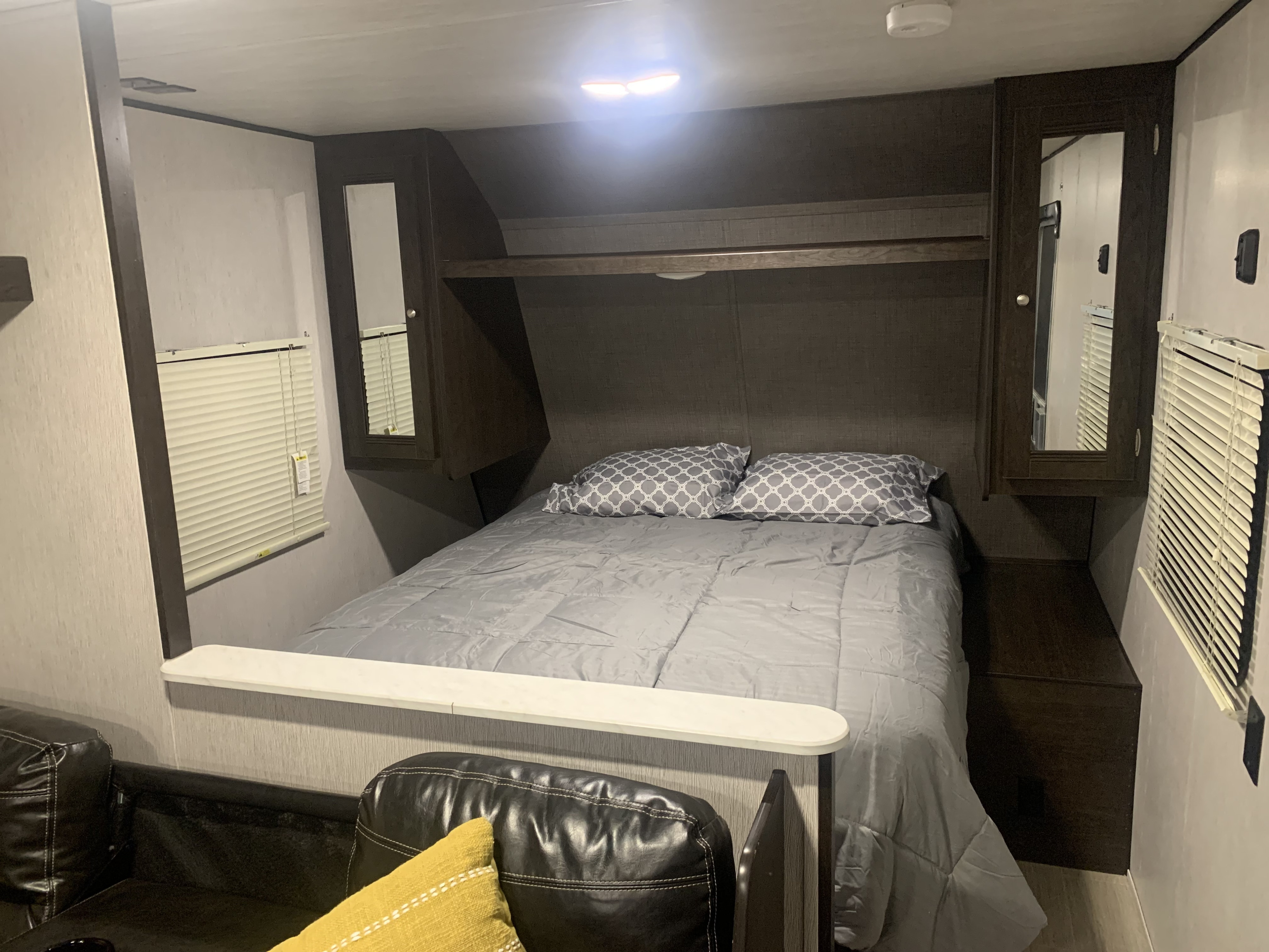 Travel trailer RV Rental 