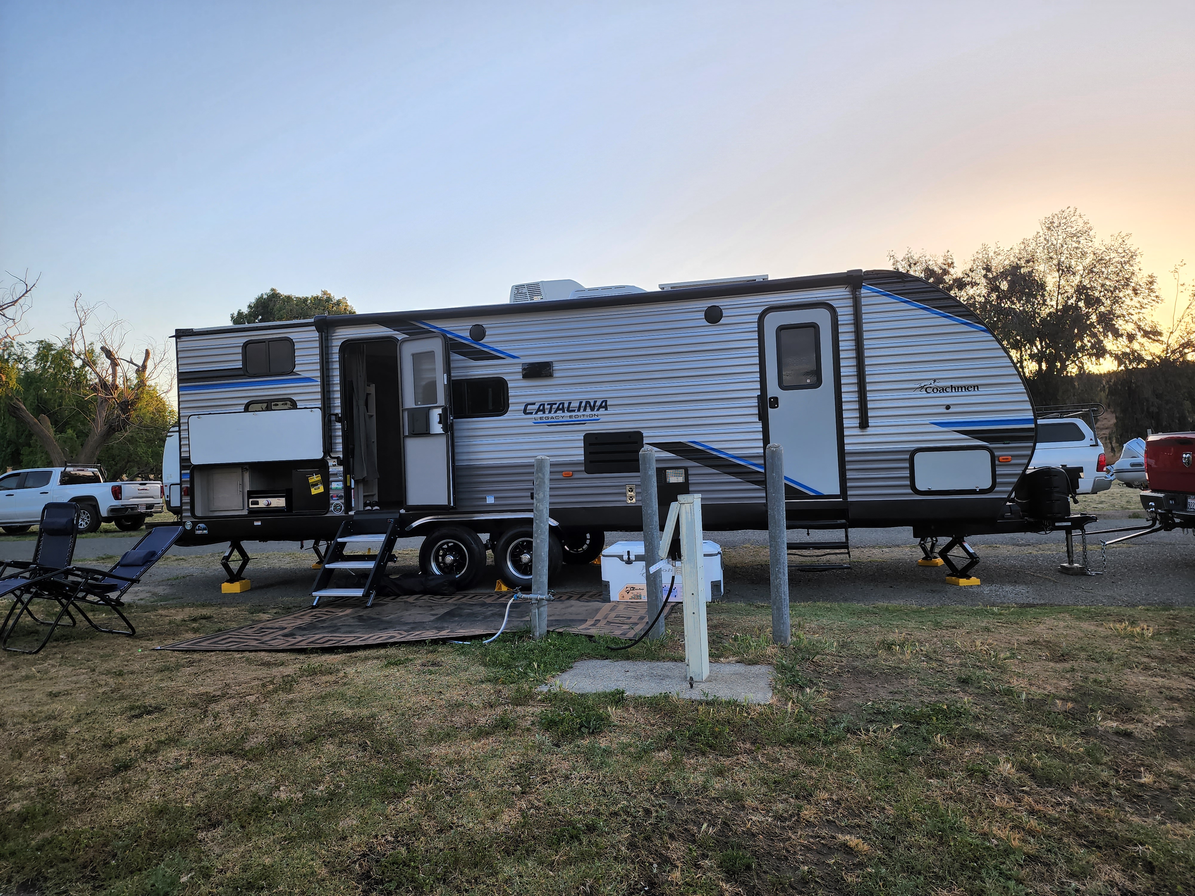 Travel trailer RV Rental 