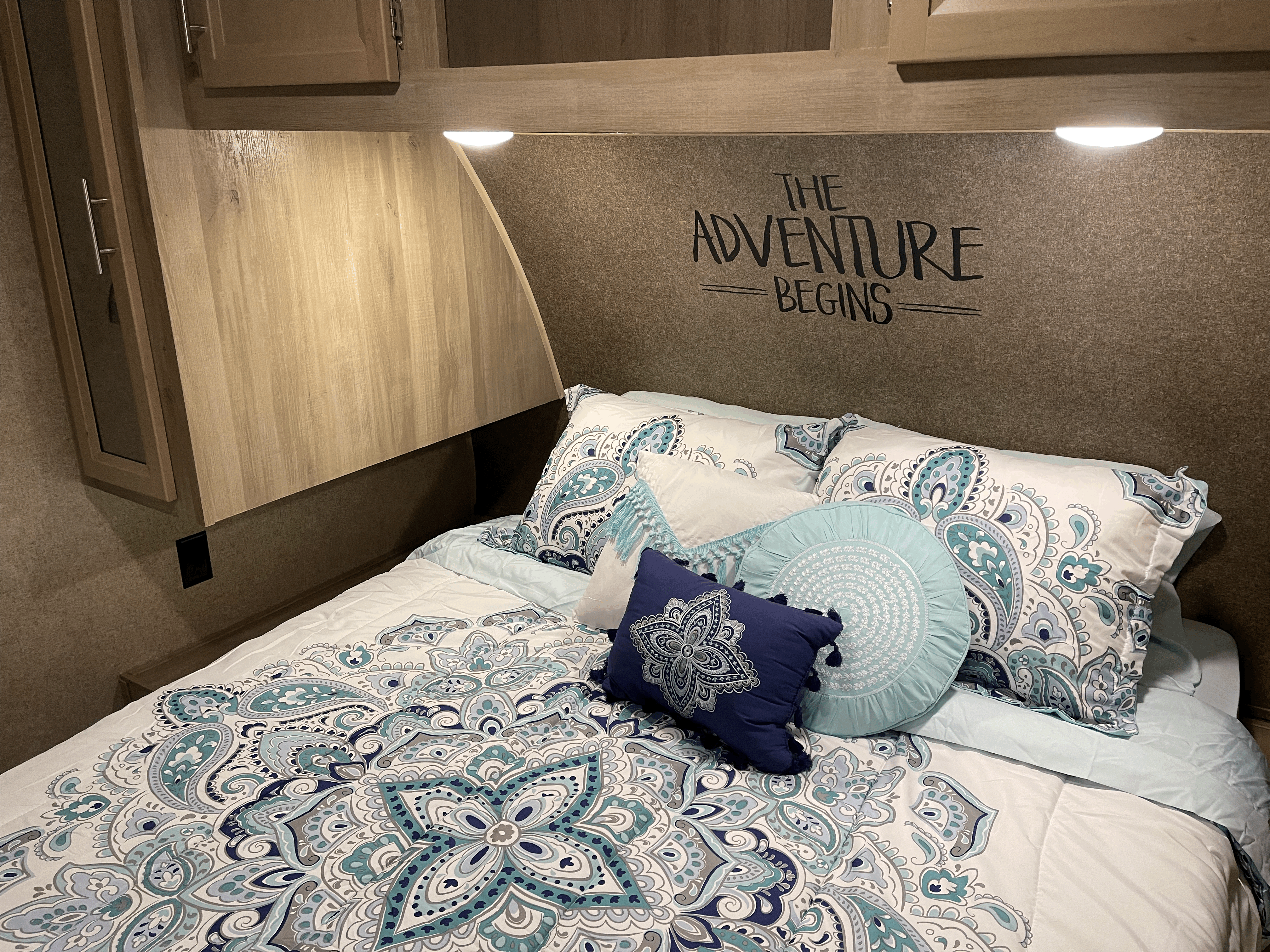 Forest River Coachmen Catalina Legacy 2019