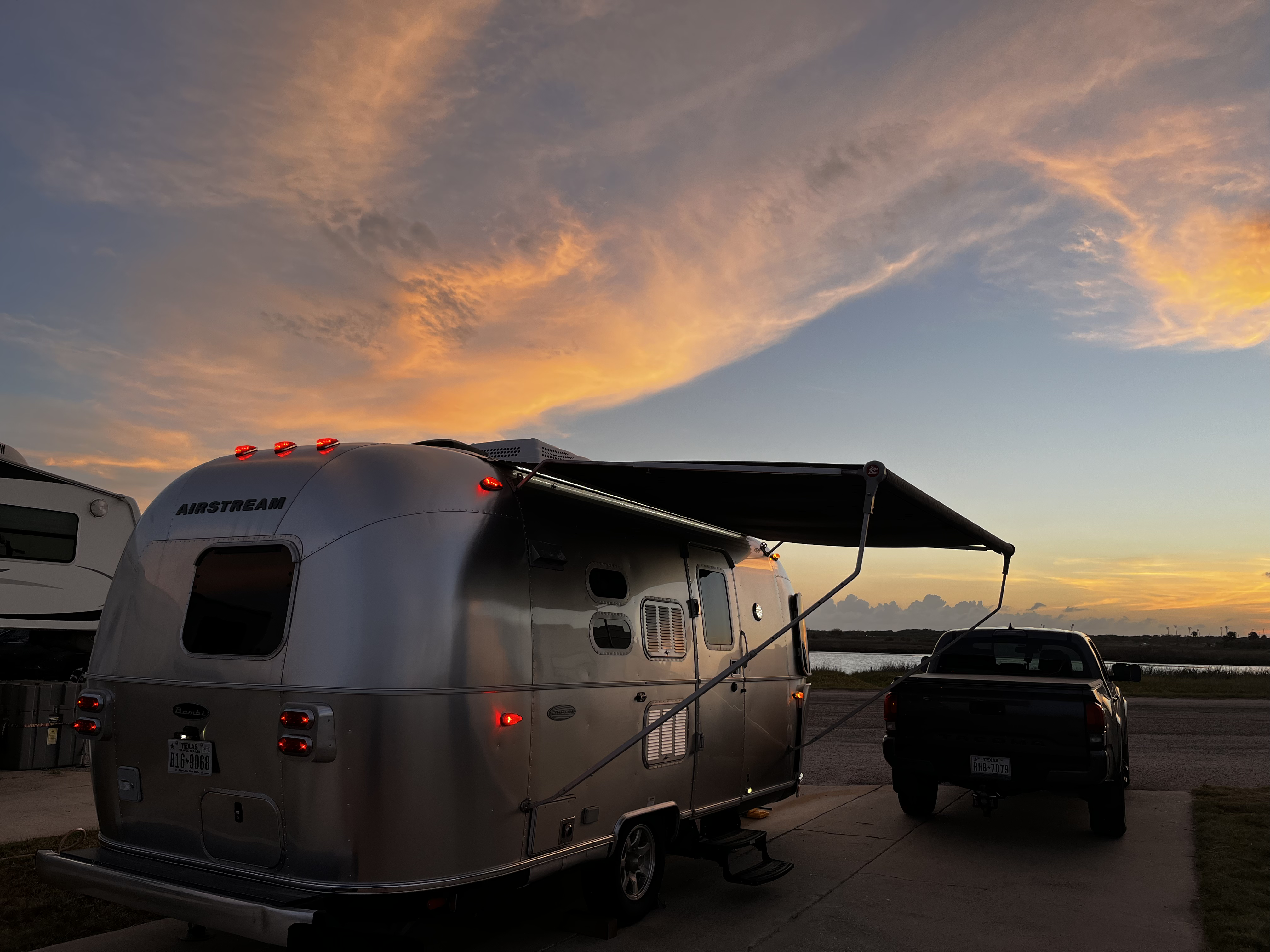 Travel trailer RV Rental 