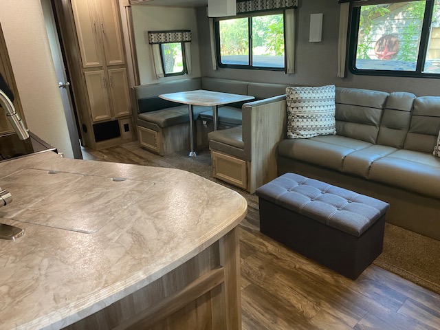 Travel trailer RV Rental 