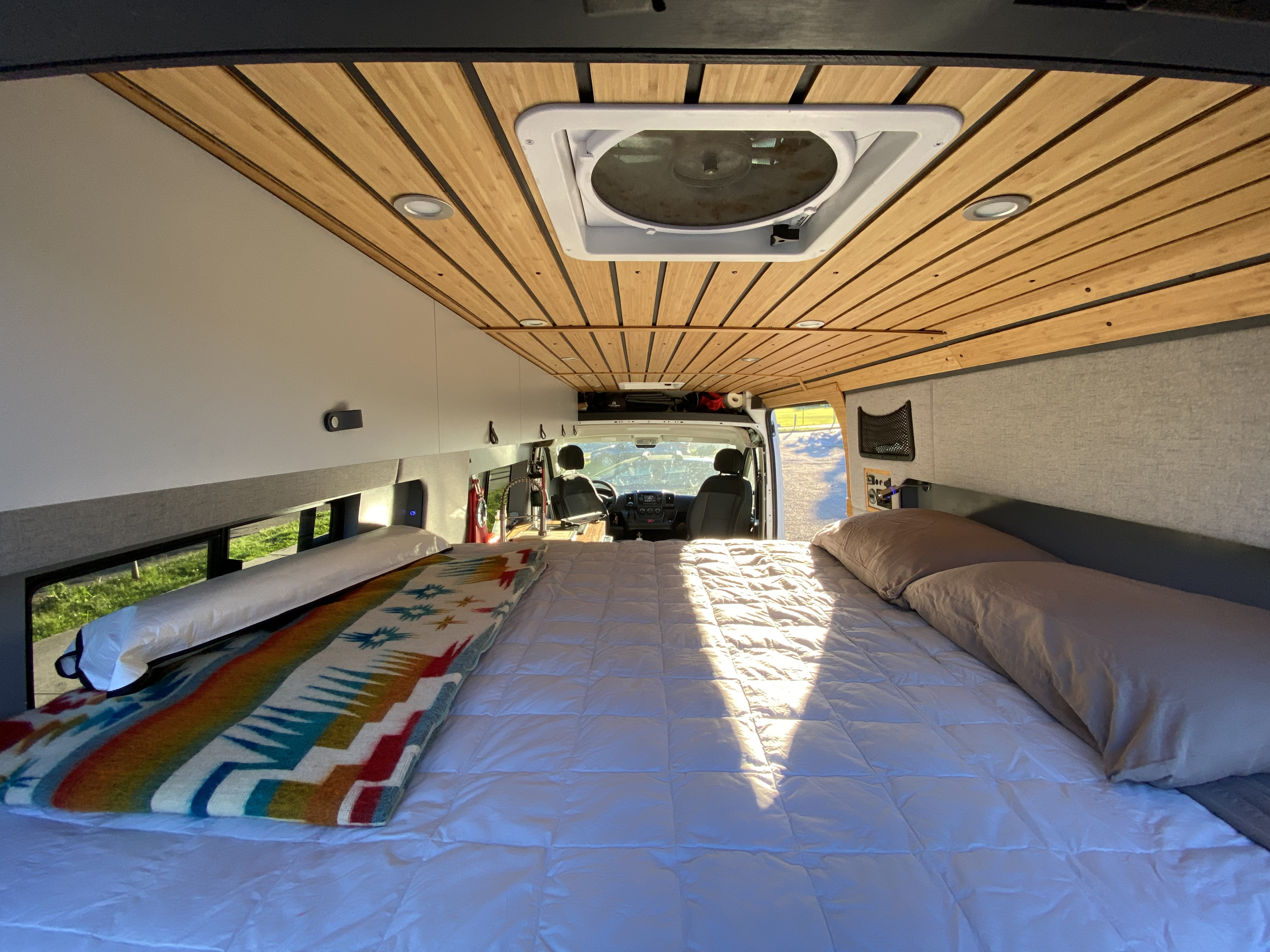 Queen sized bed (short queen, 75” instead of standard 80”). . Dodge Promaster 2500 2020