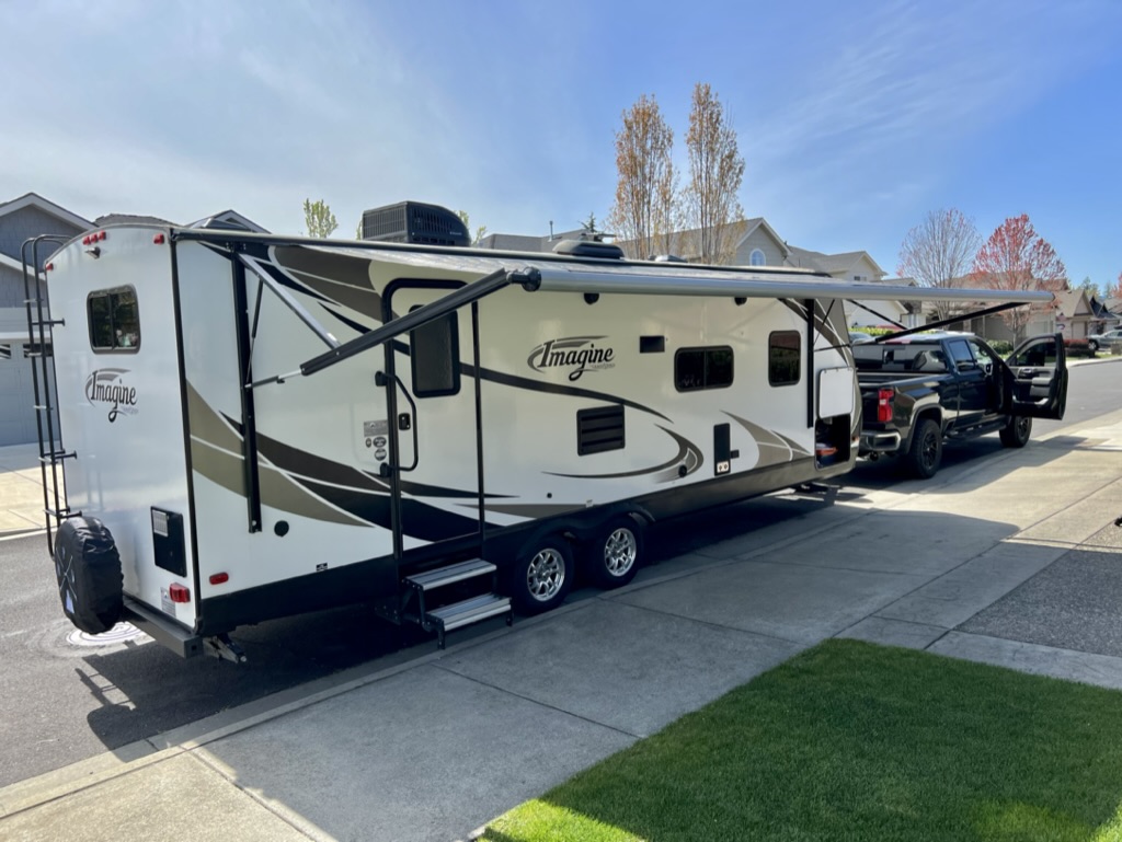 2017 Grand Design Imagine - Adult/Family Set Up + *Generator