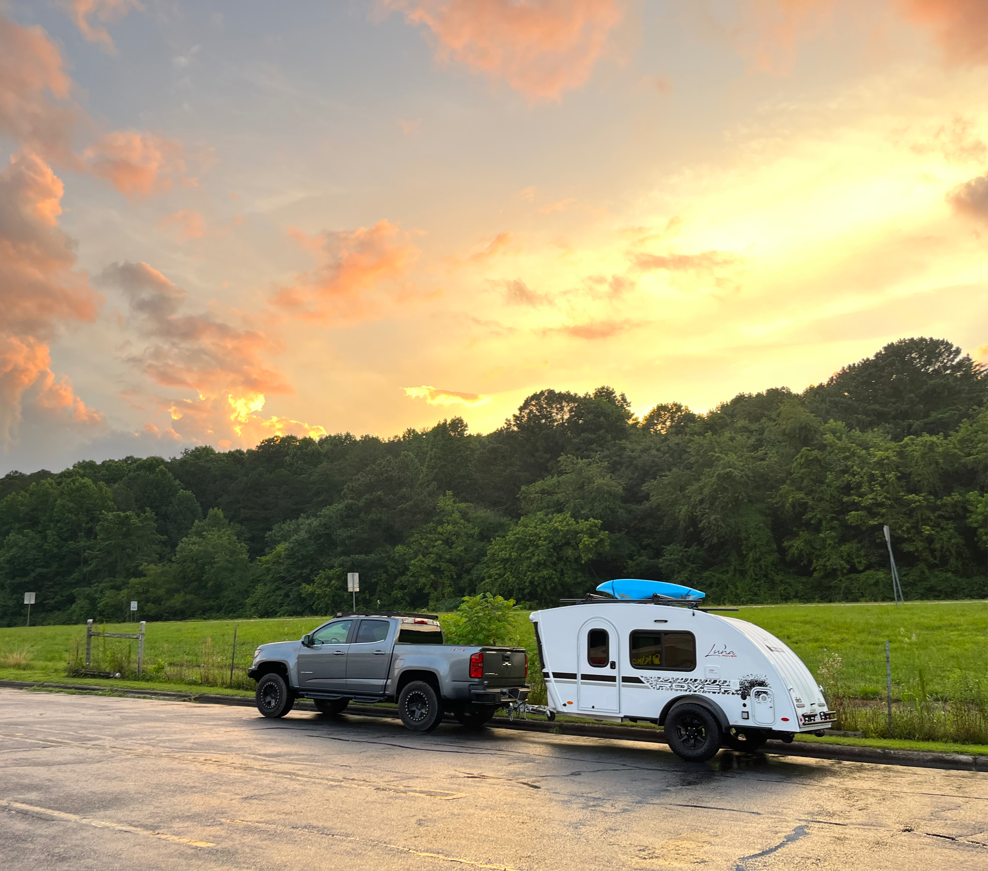 Travel trailer RV Rental 