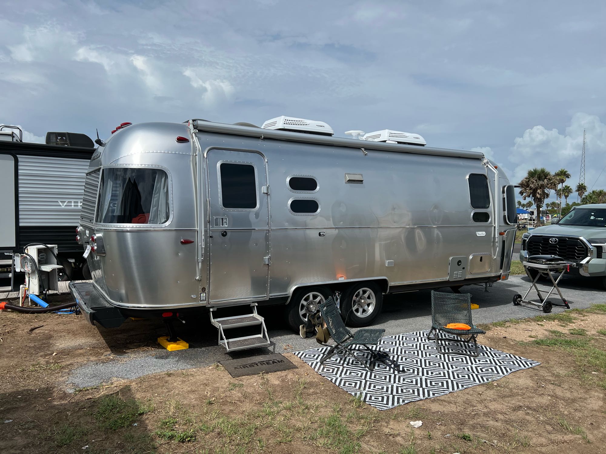 Travel trailer RV Rental 
