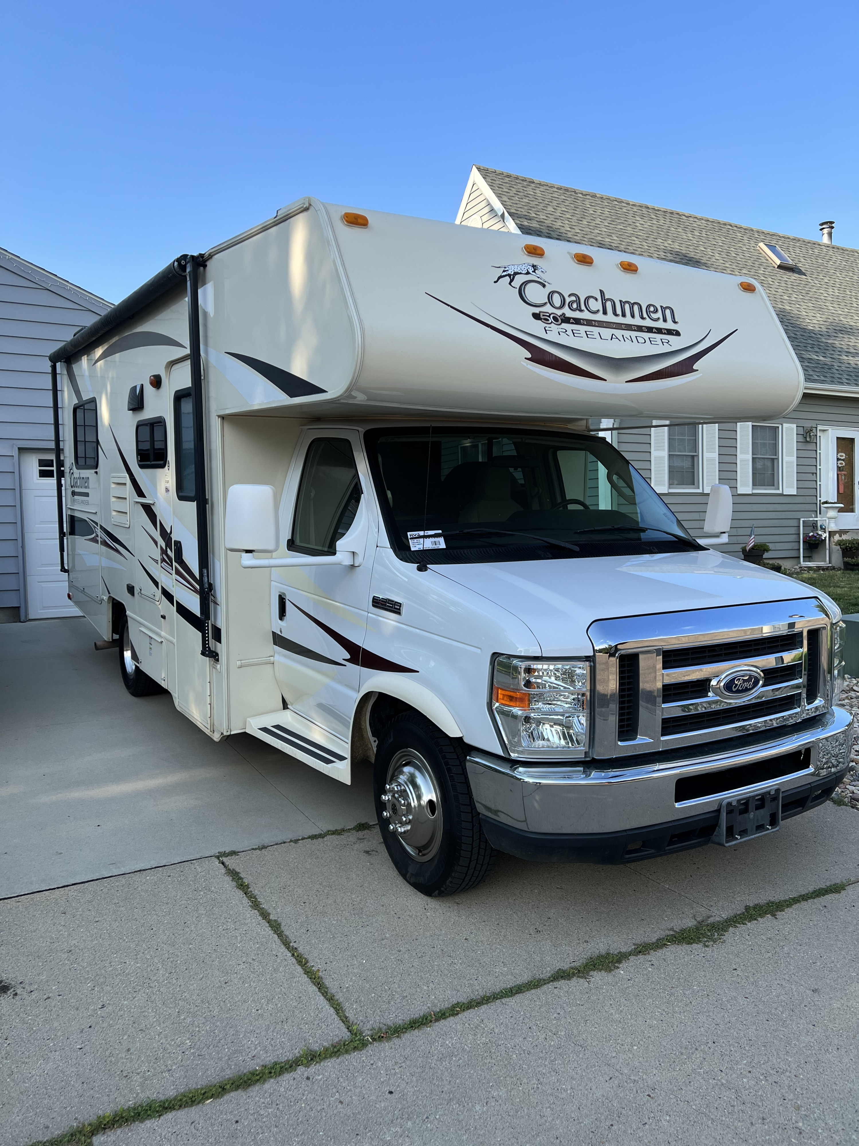 2015 Forest River Coachmen Freelander