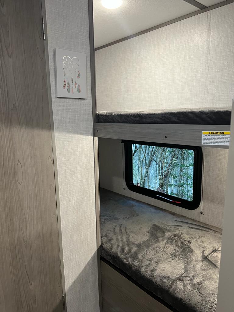 Travel trailer RV Rental 