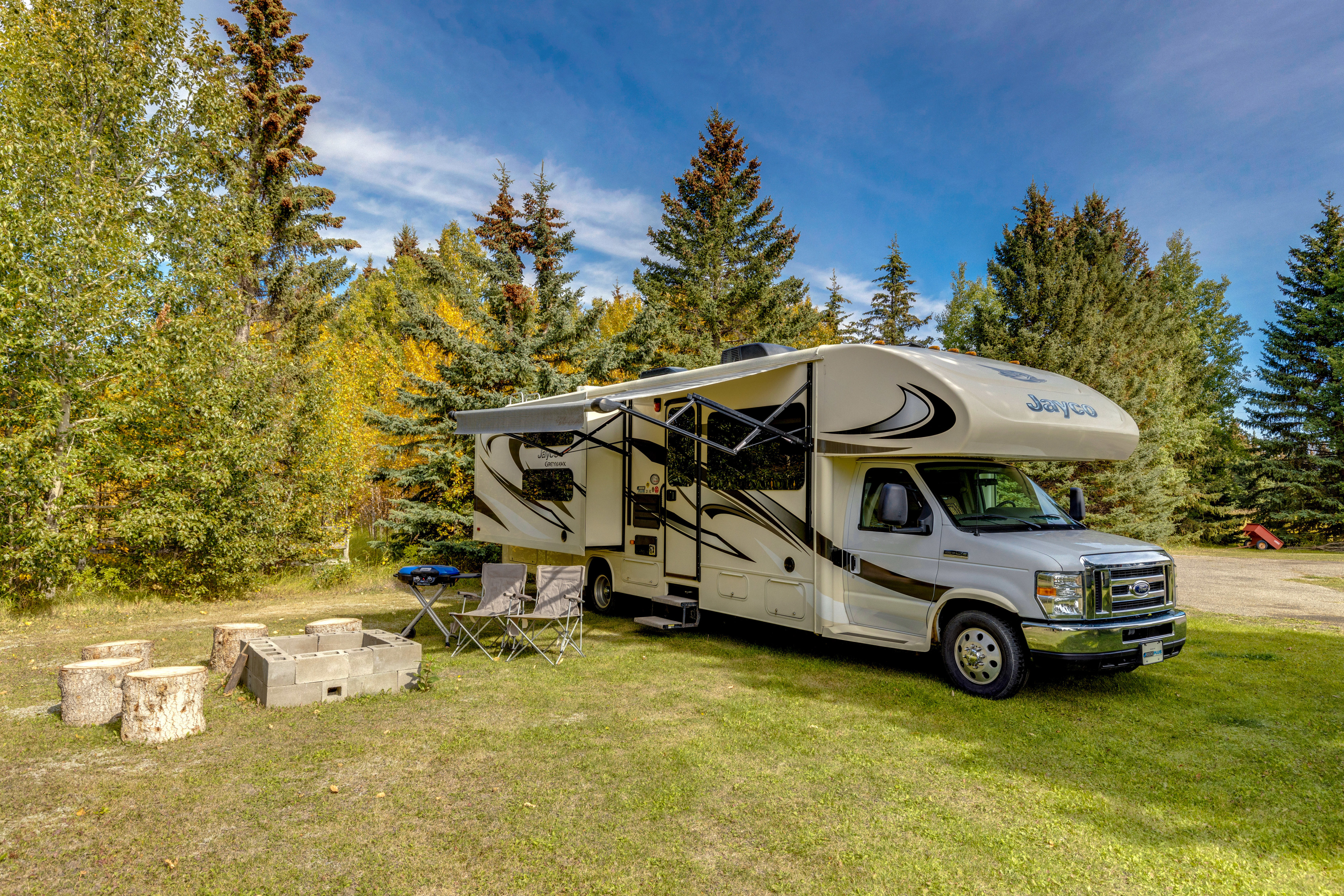 Jayco Greyhawk- Bunk Model, 2 Slides, Fully Loaded!