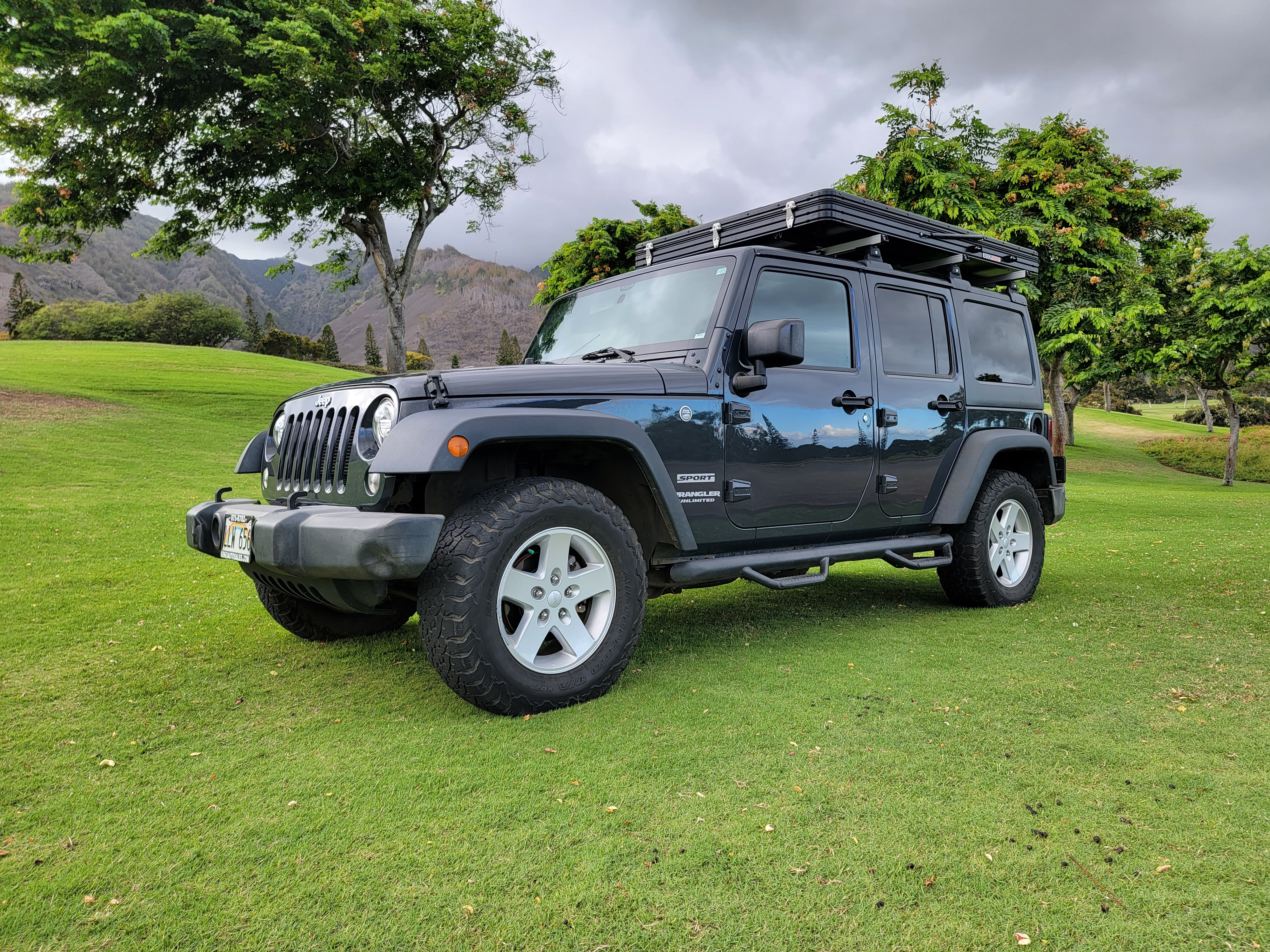 2017 Jeep Wrangler Truck Camper Rental in Kahului, HI | Outdoorsy