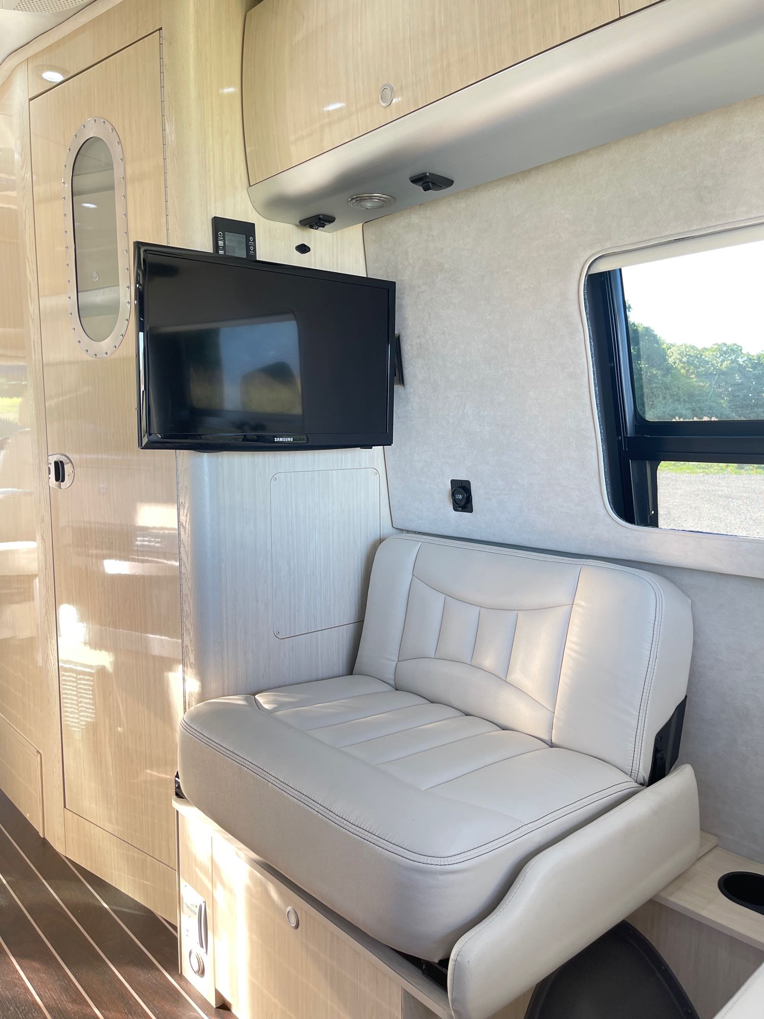 Class B RV Rental 