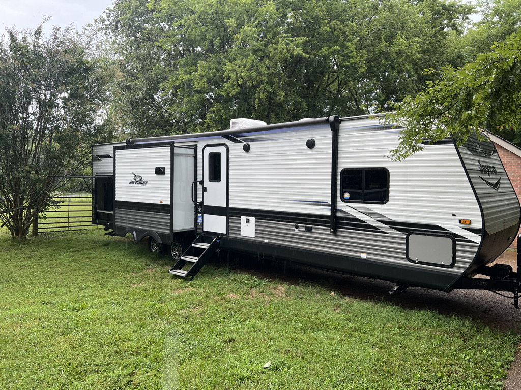 Travel trailer RV Rental 