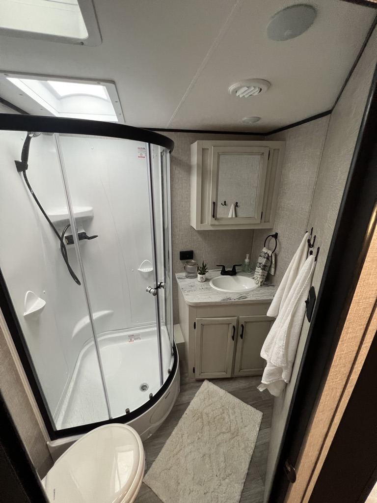 Travel trailer RV Rental 