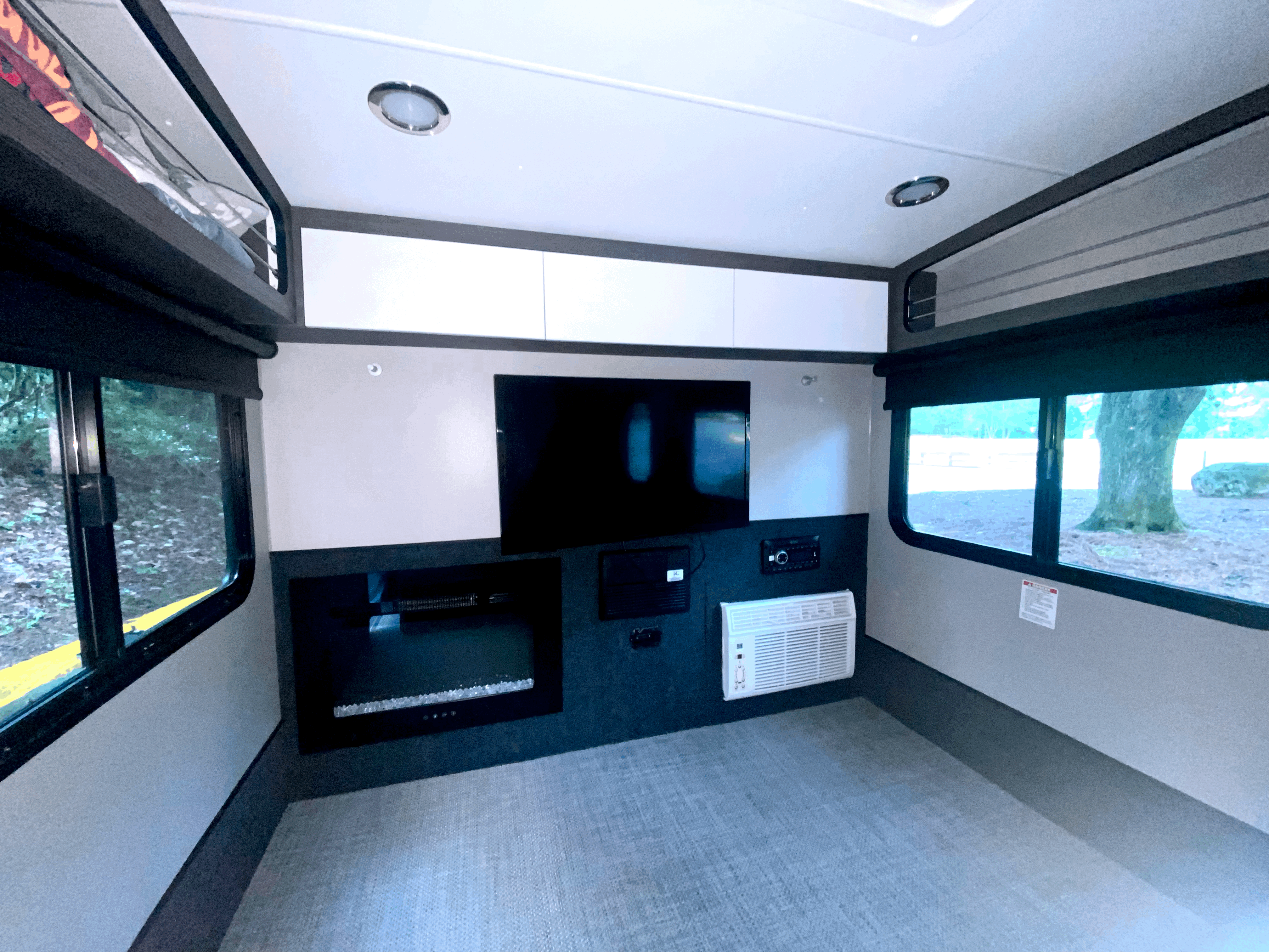 Travel trailer RV Rental 