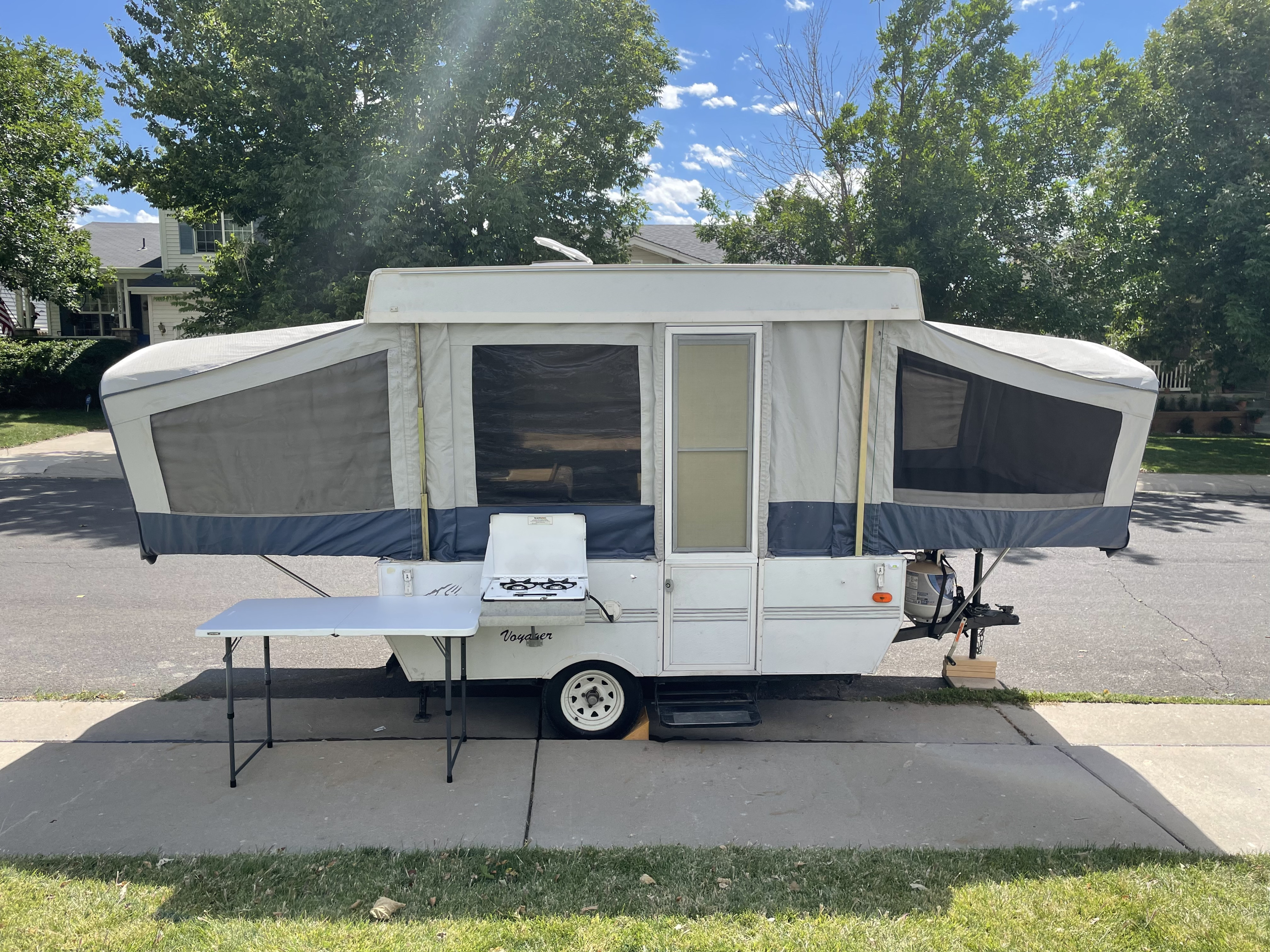 Folding trailer RV Rental 