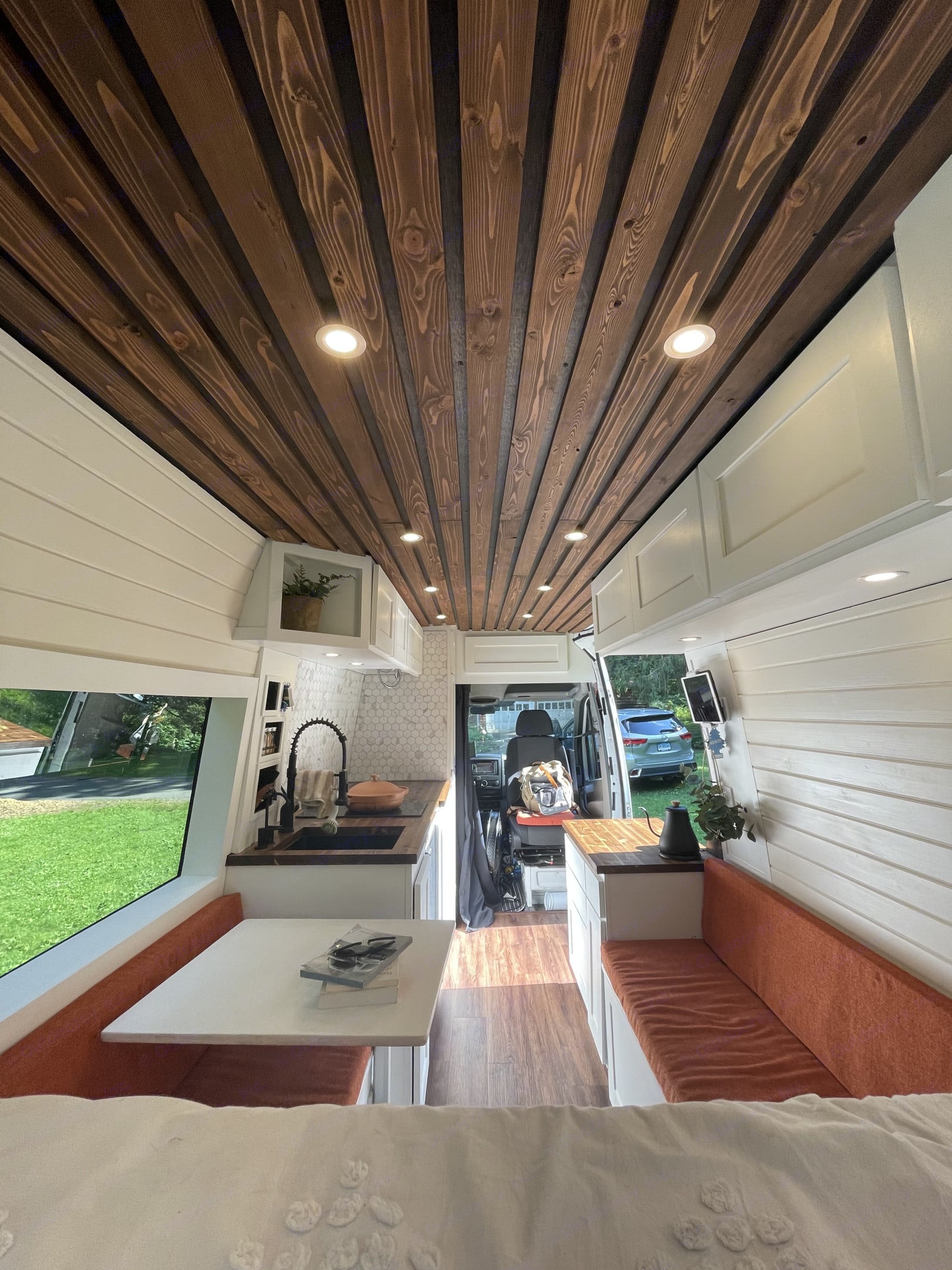 Class B RV Rental 
