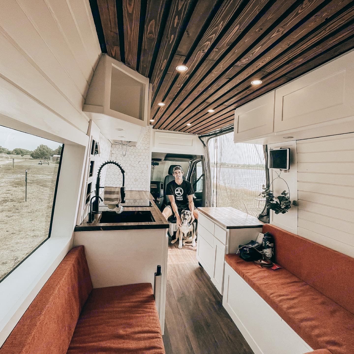 Class B RV Rental 