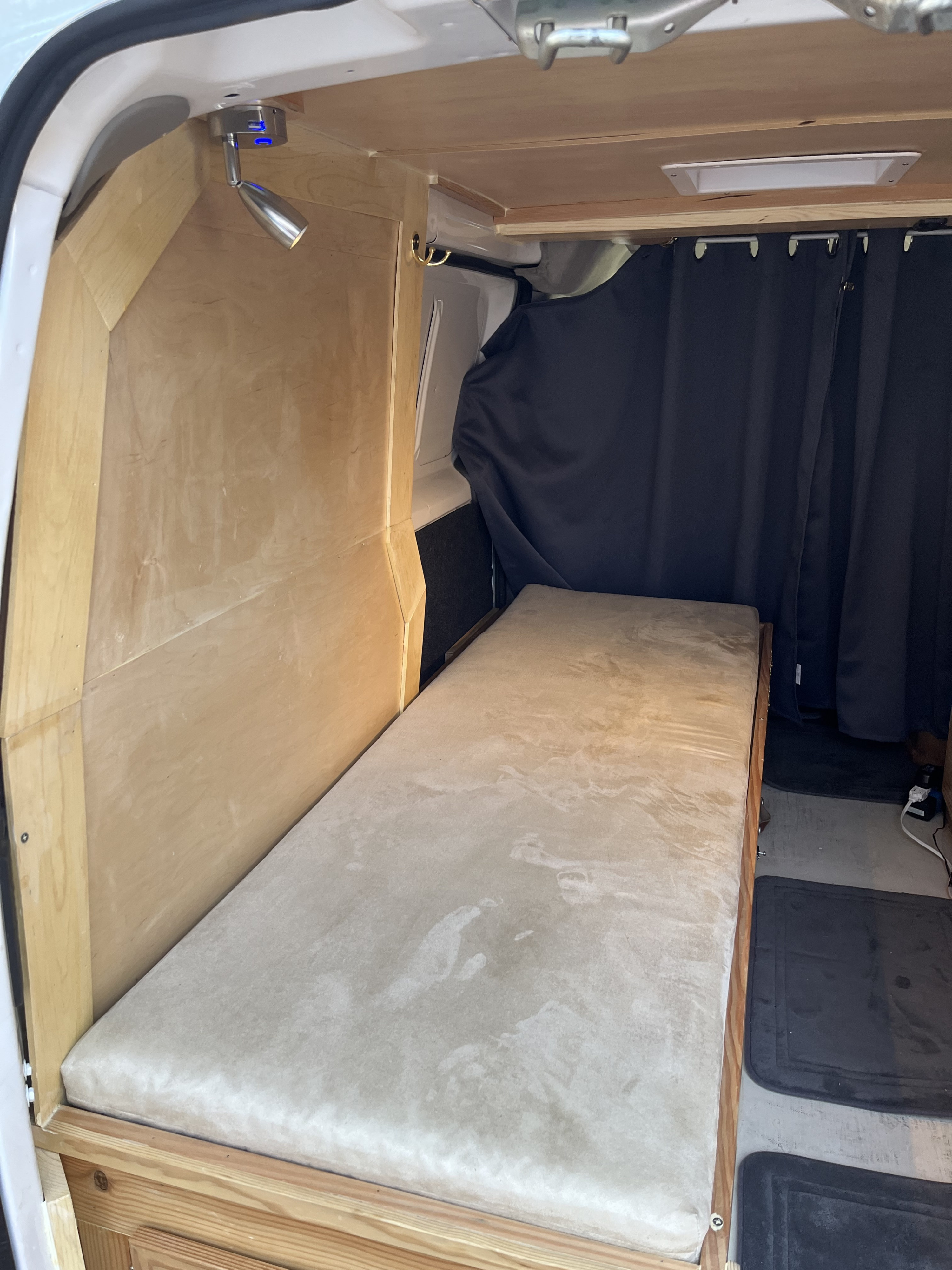 Camper van RV Rental 