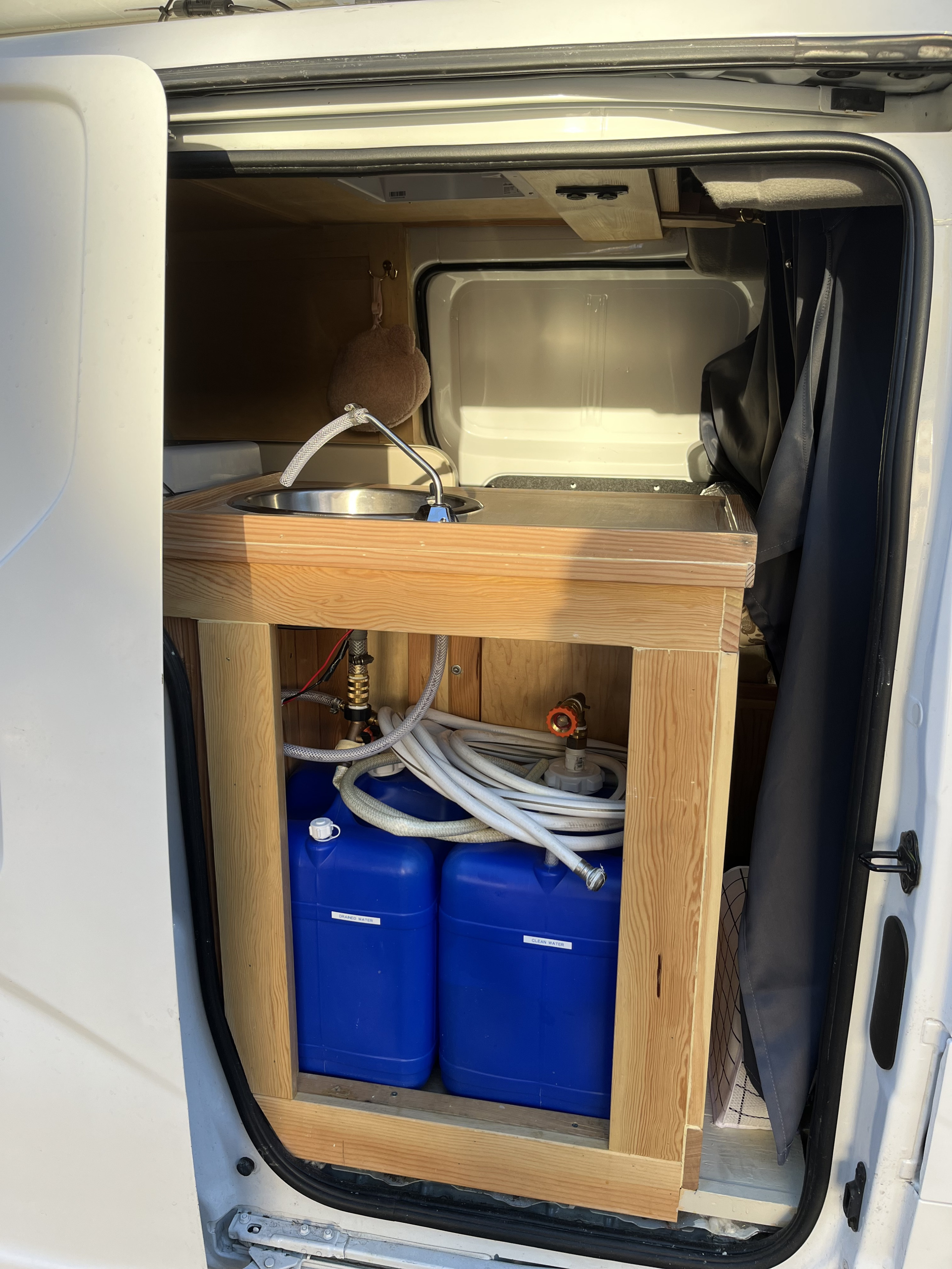 Camper van RV Rental 