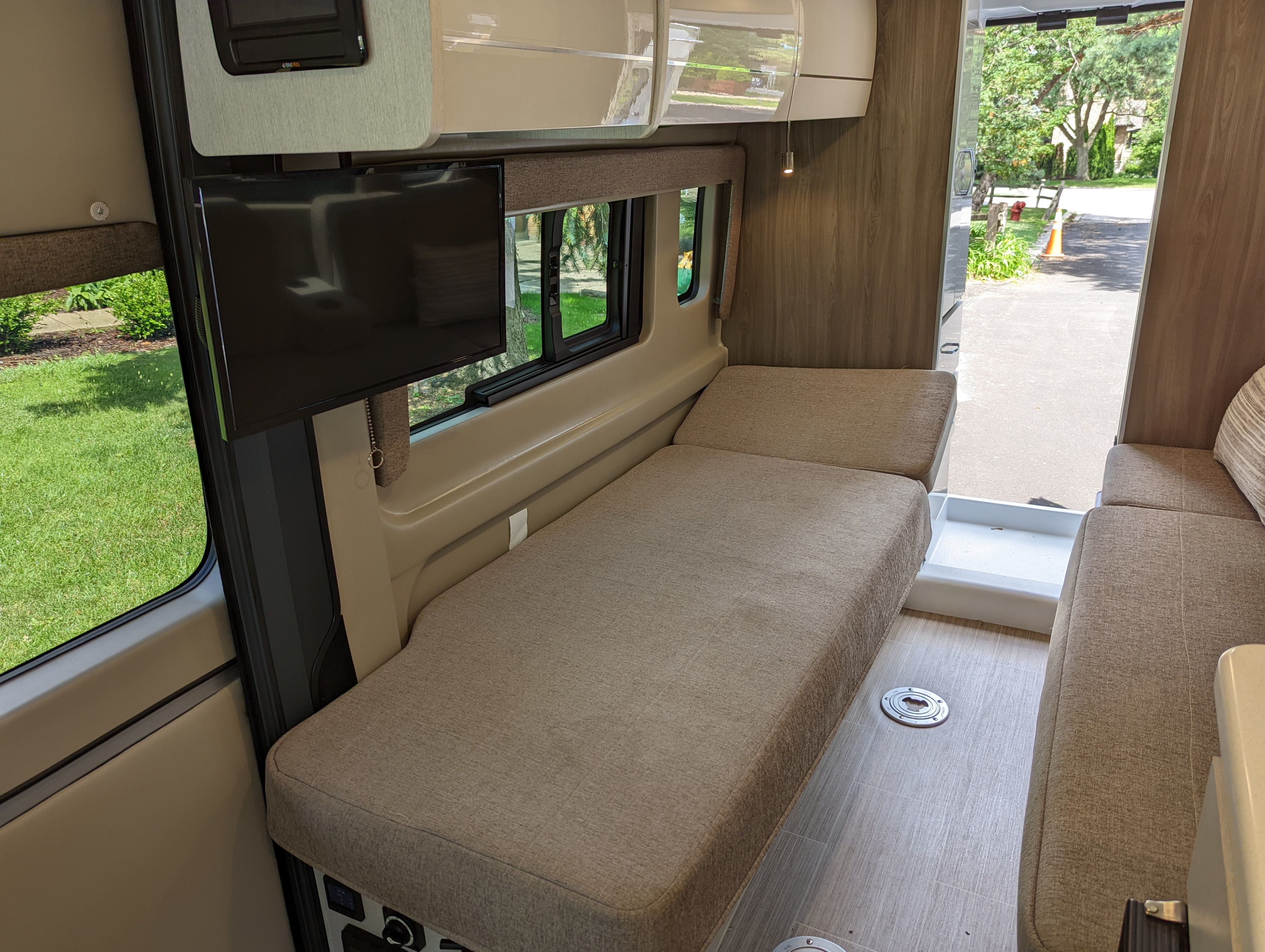 Class B RV Rental 