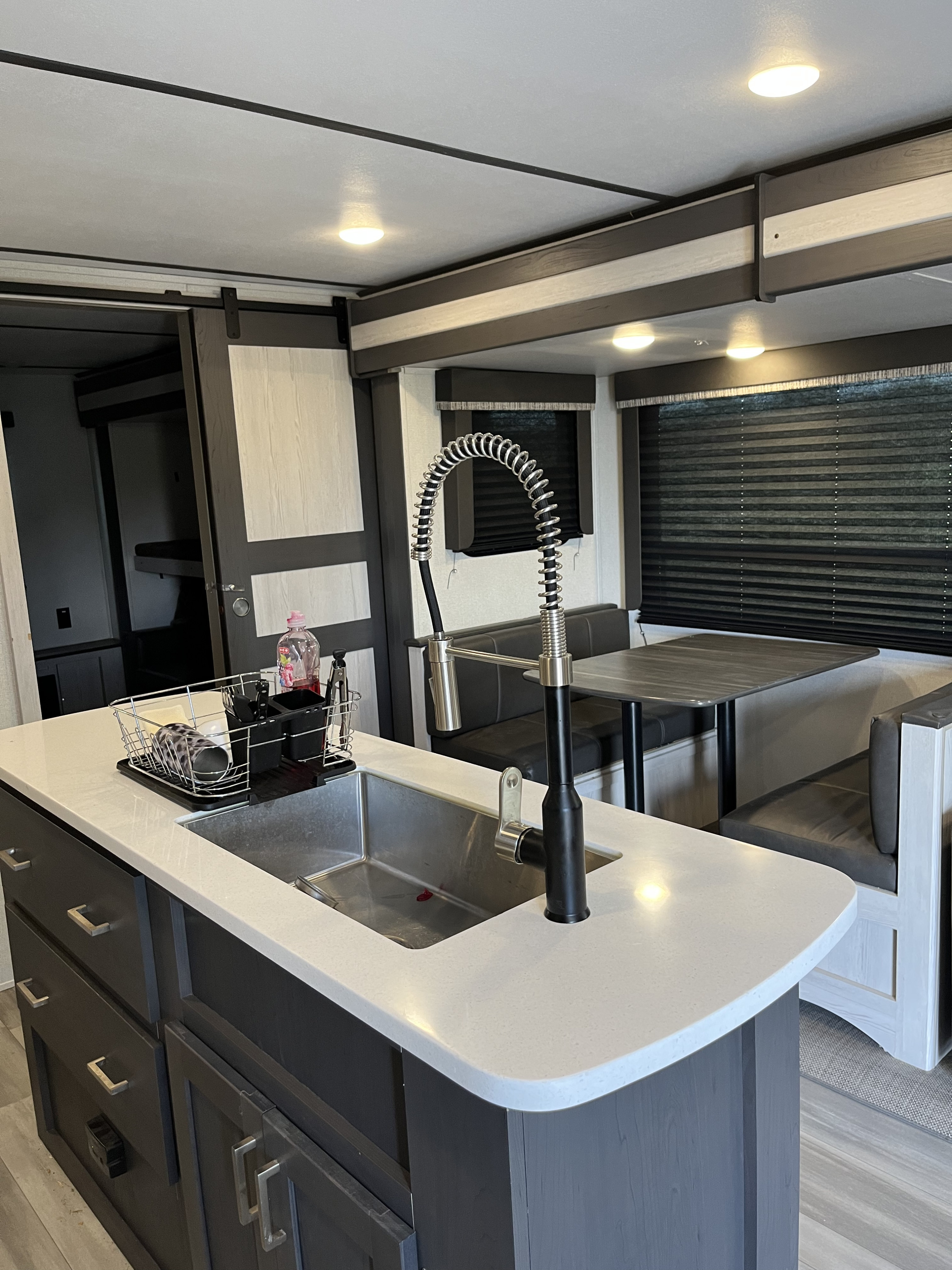 Travel trailer RV Rental 