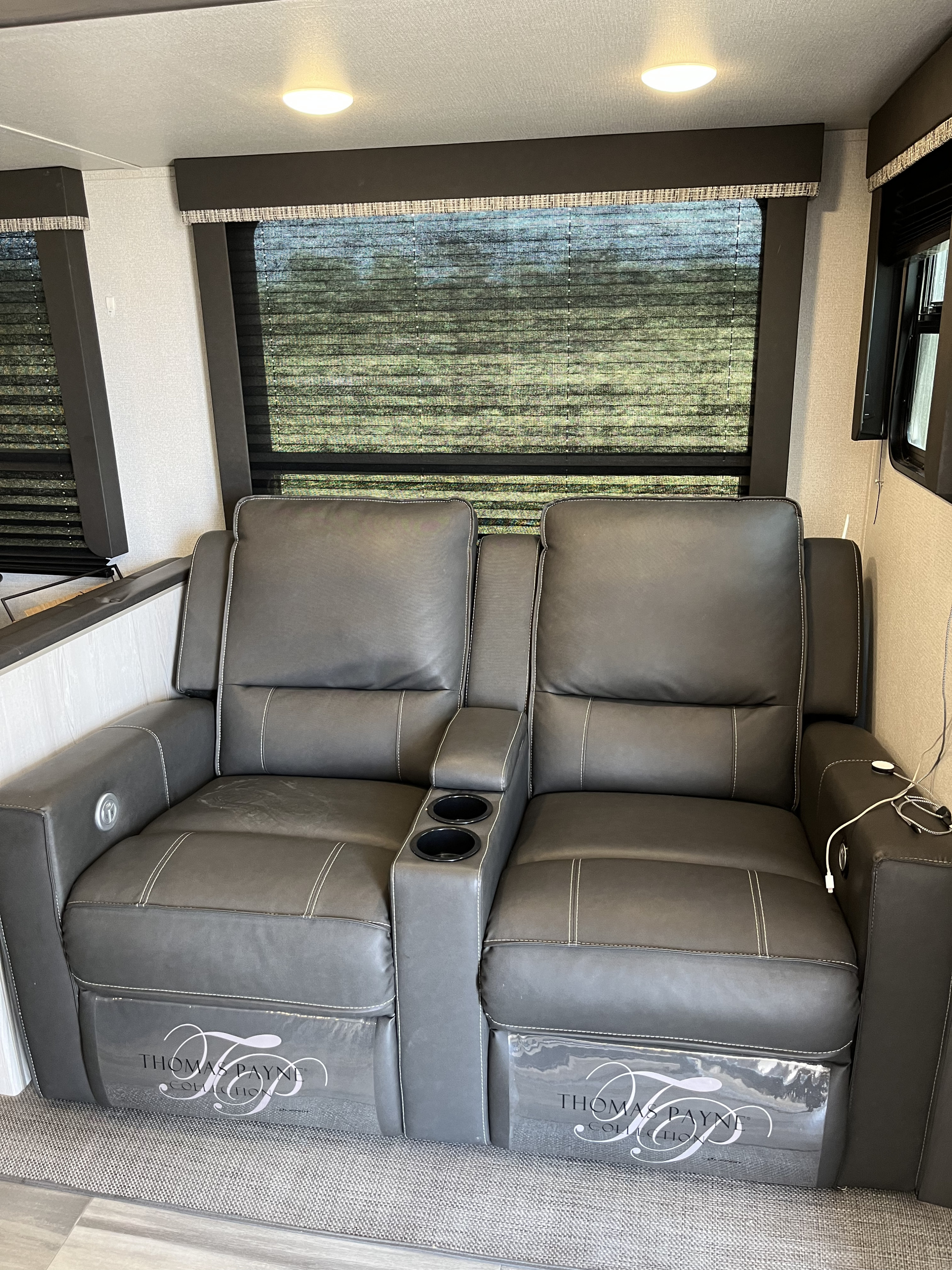 Travel trailer RV Rental 