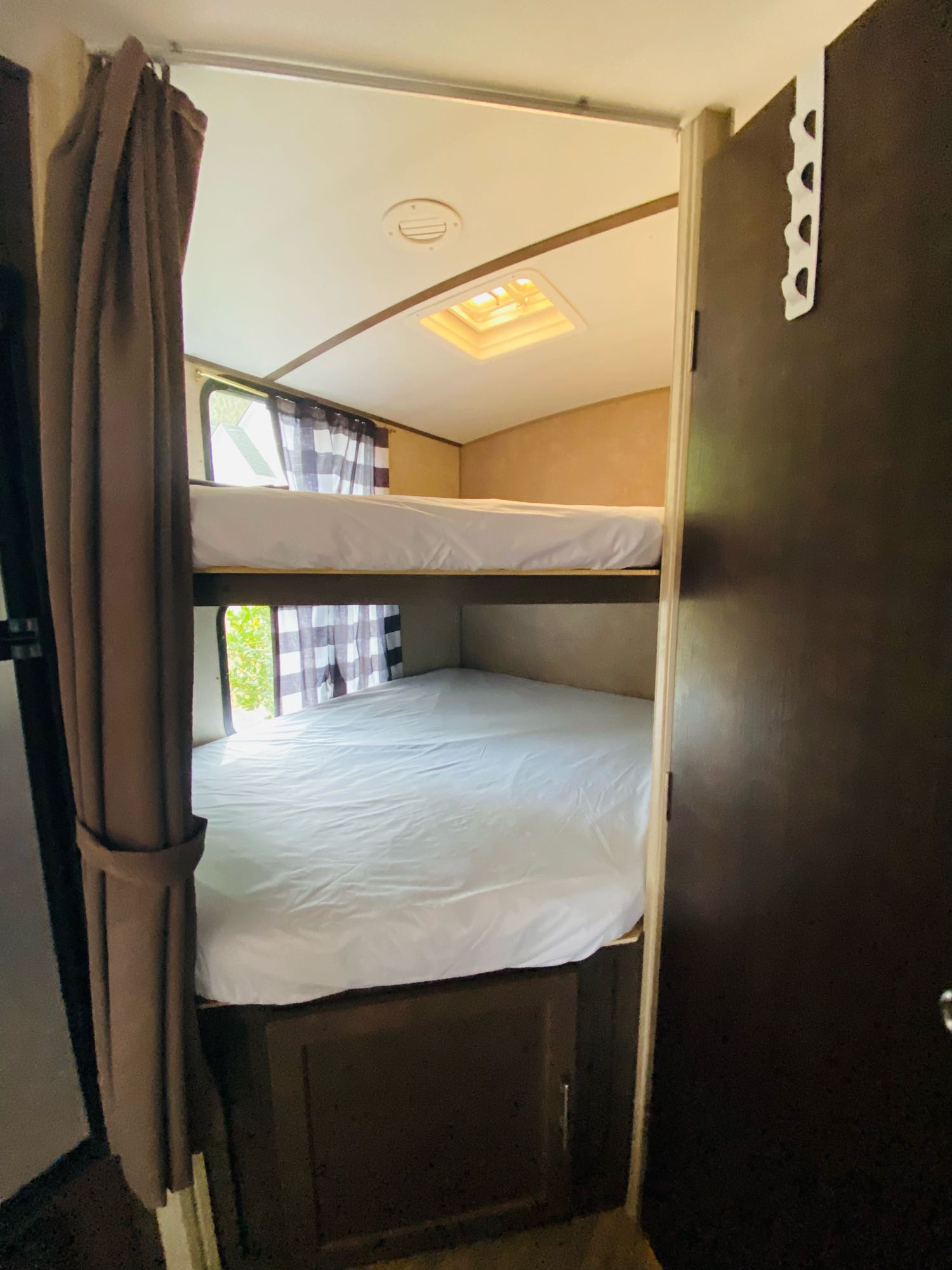 Double bunks sleep 2 each. Forest River Surveyor 2017