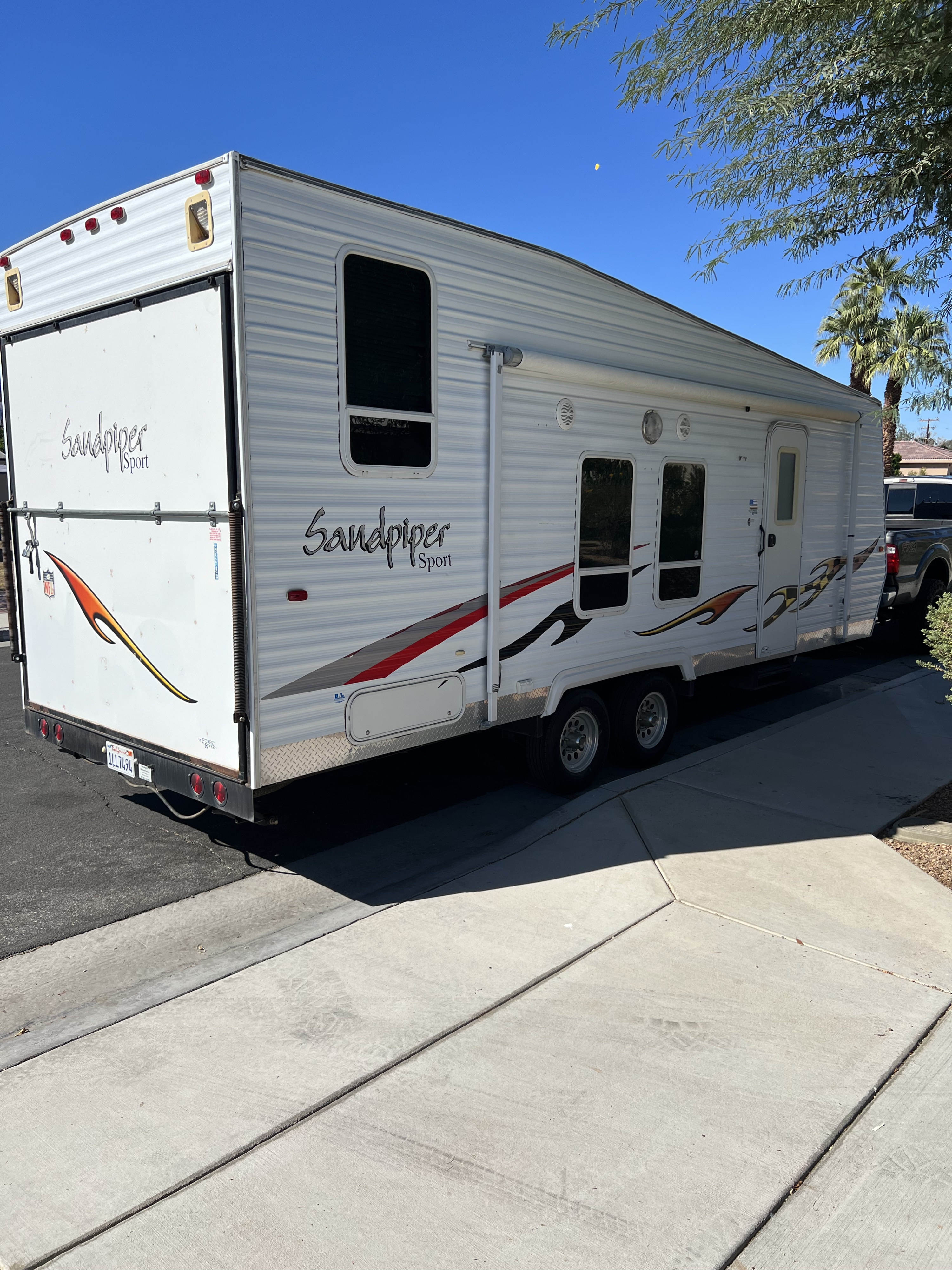 2007 Forest River Sandpiper Toy Hauler