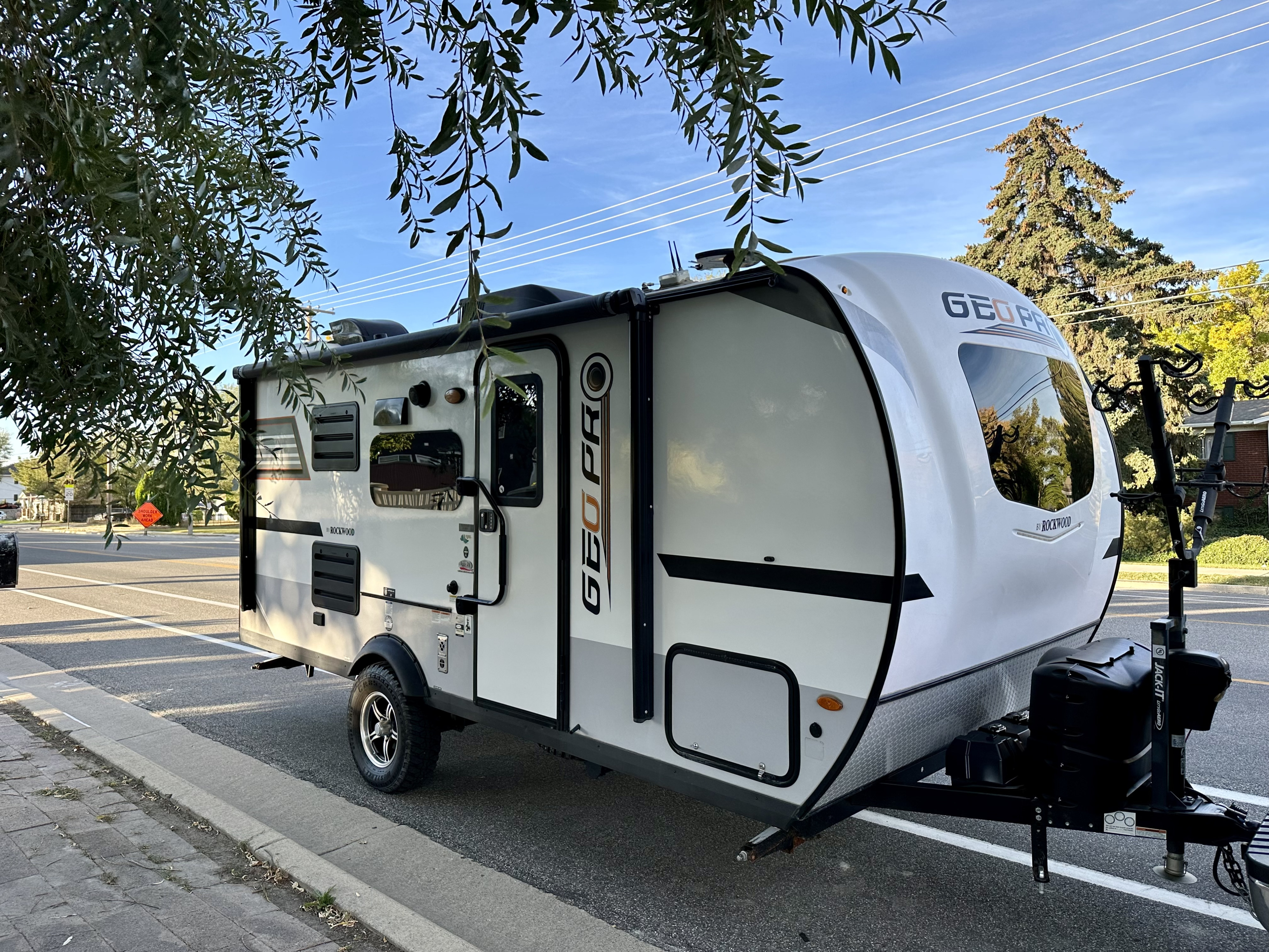 Affordable and Spacious!! Rockwood GeoPro 19BH, Perfect for Families (PW06)