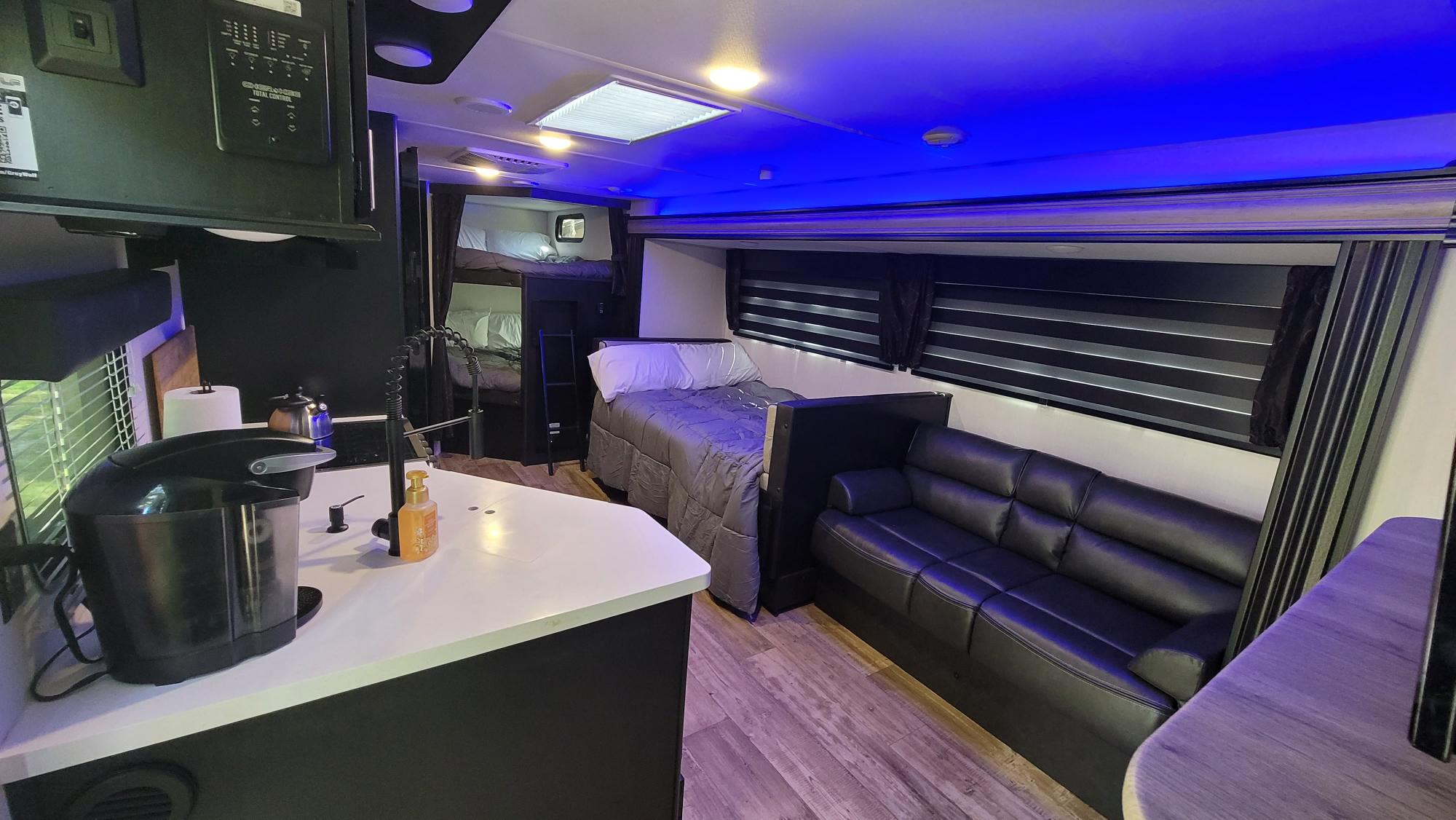 Forest River RV Grey Wolf Black Label 26DBHBL 2022