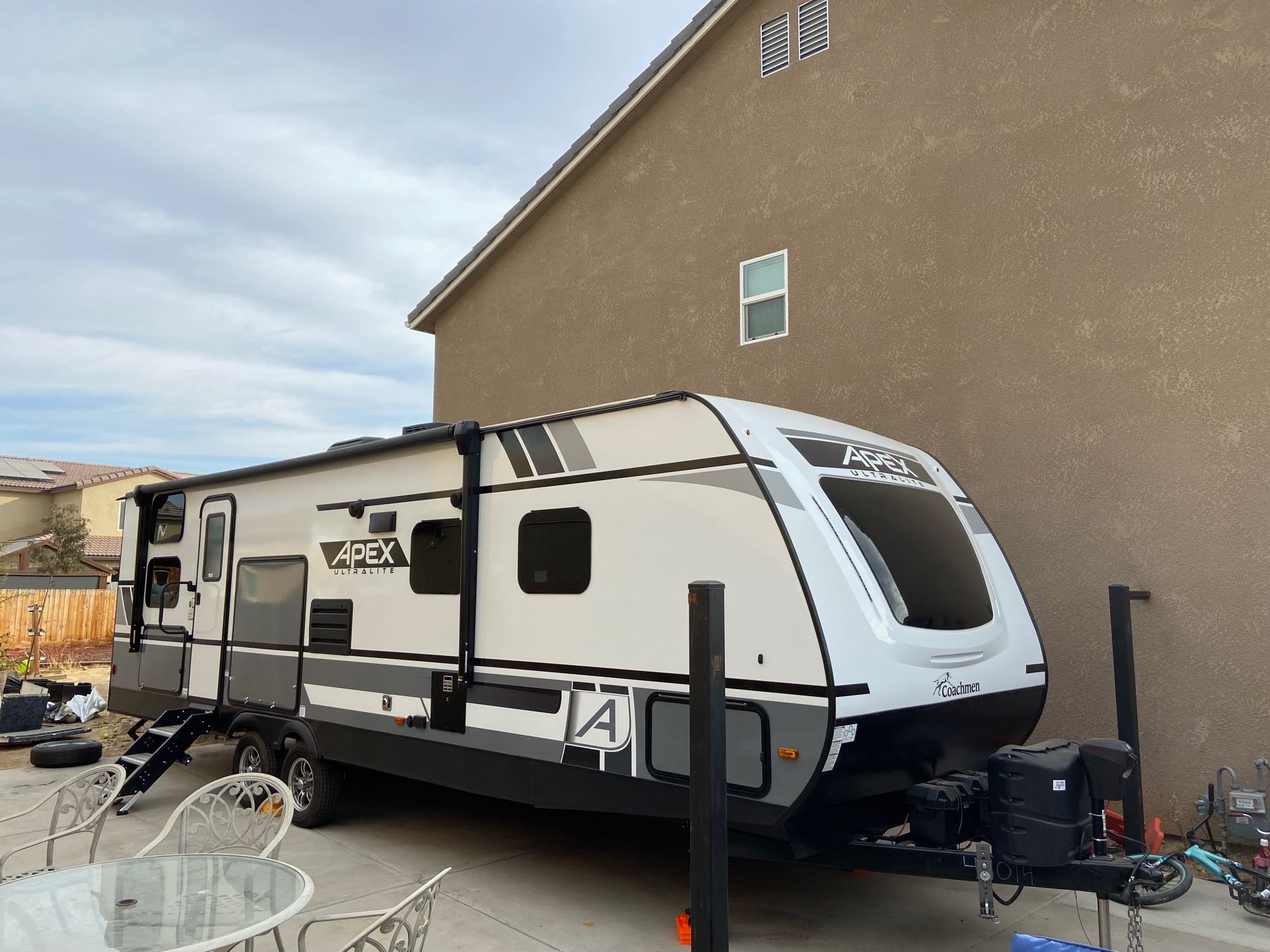 rv trailer rental fresno