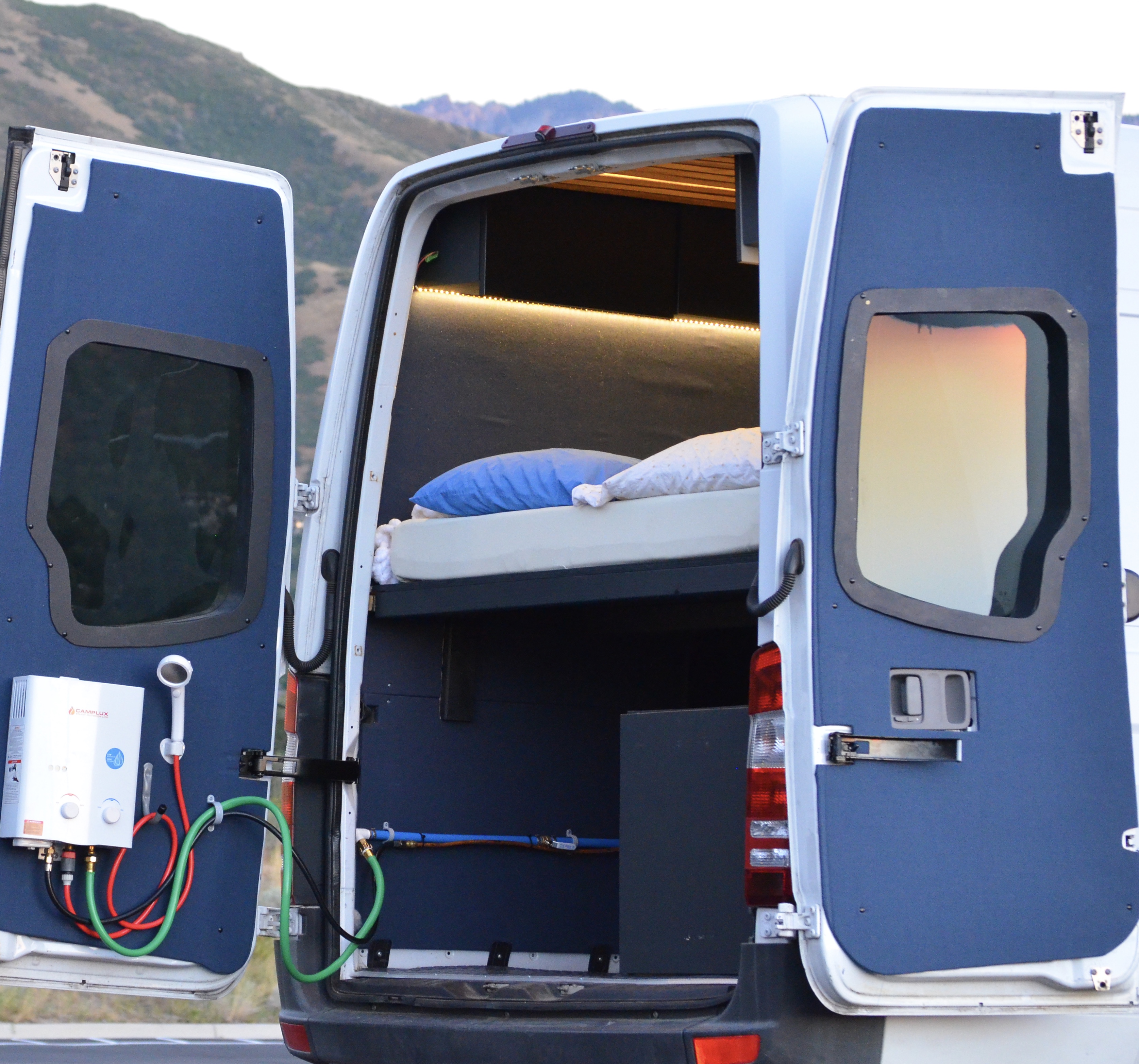Camper van RV Rental 