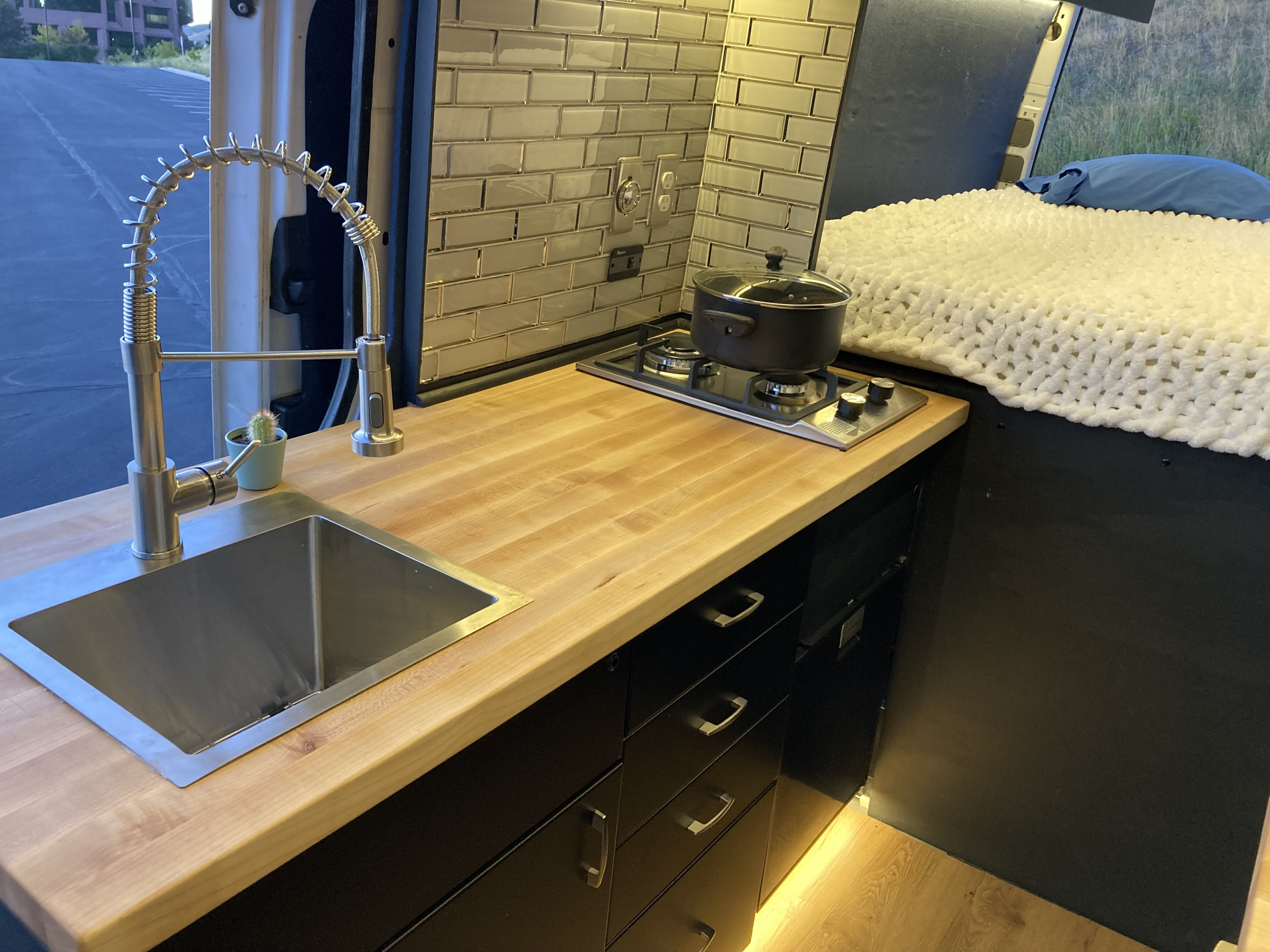 Camper van RV Rental 