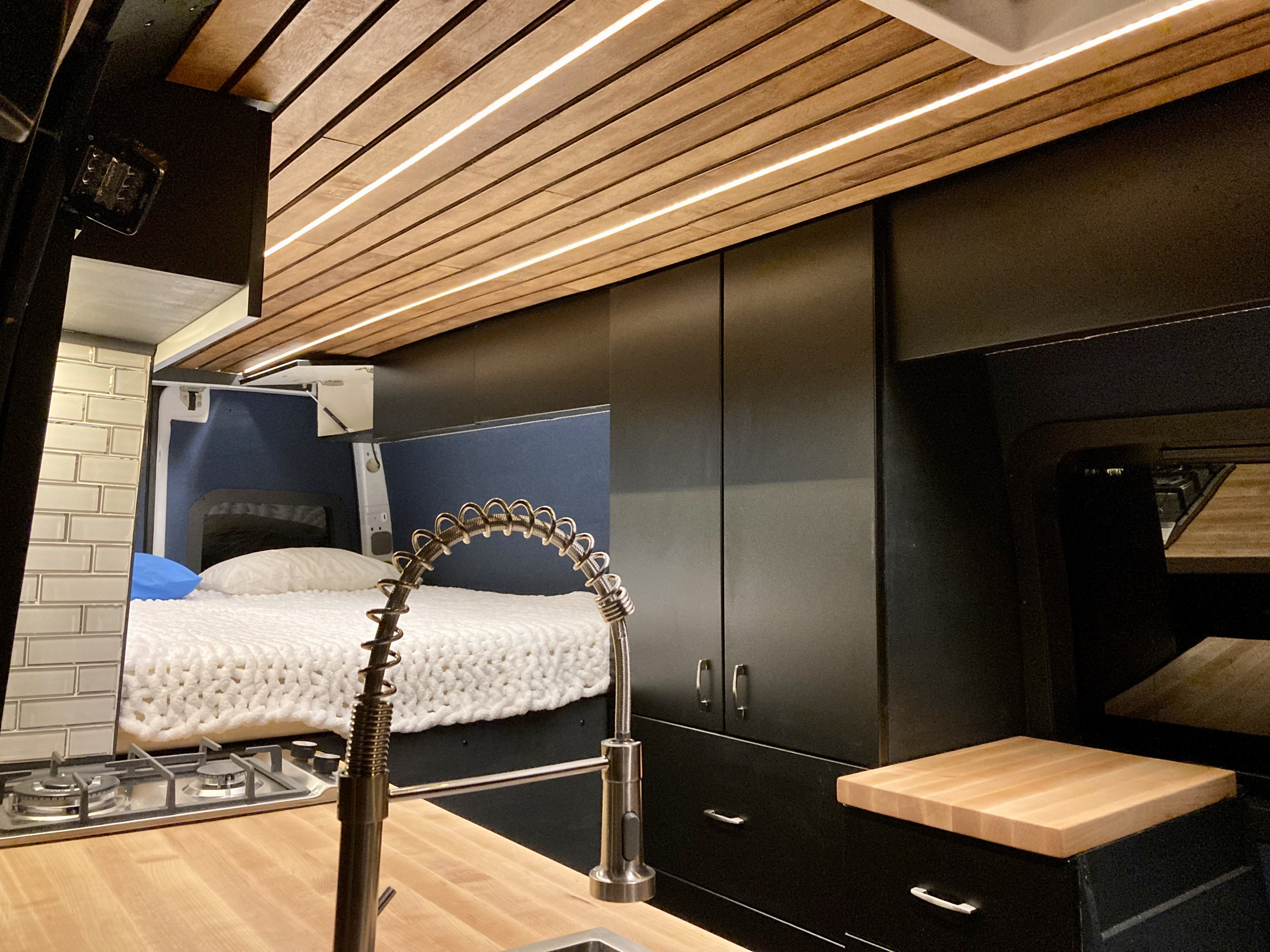 Camper van RV Rental 
