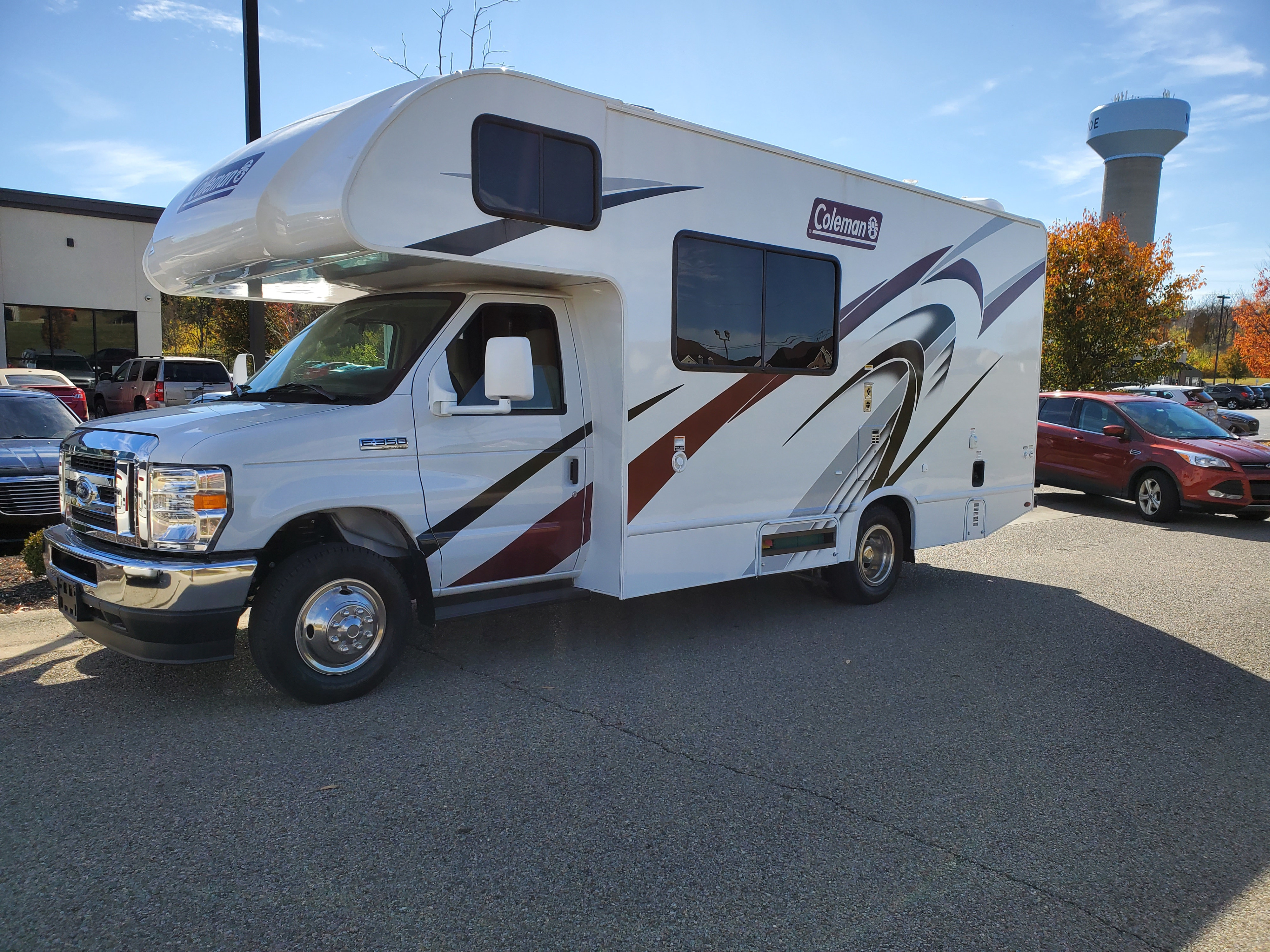 Chill Axe Inn 2023 Thor Motor Coach 22EQF