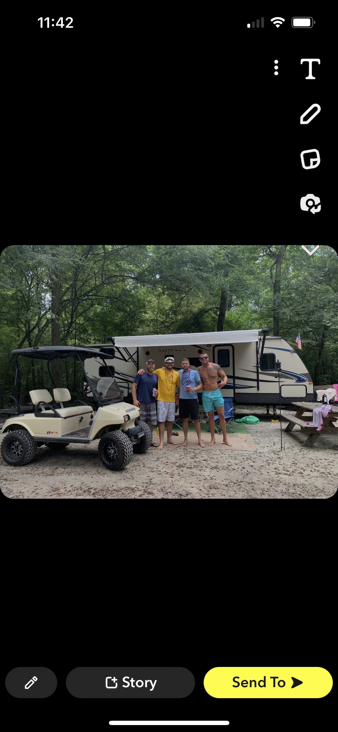 Ginnie Springs . Crossroads RV Sunset Trail Super Lite 2015