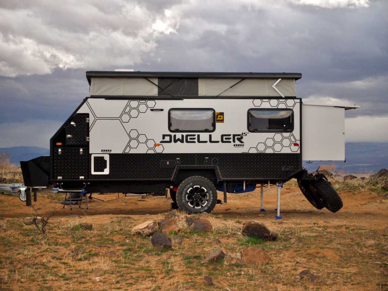 Off-road high end trailer!!  2022 OBI DWELLER 15'