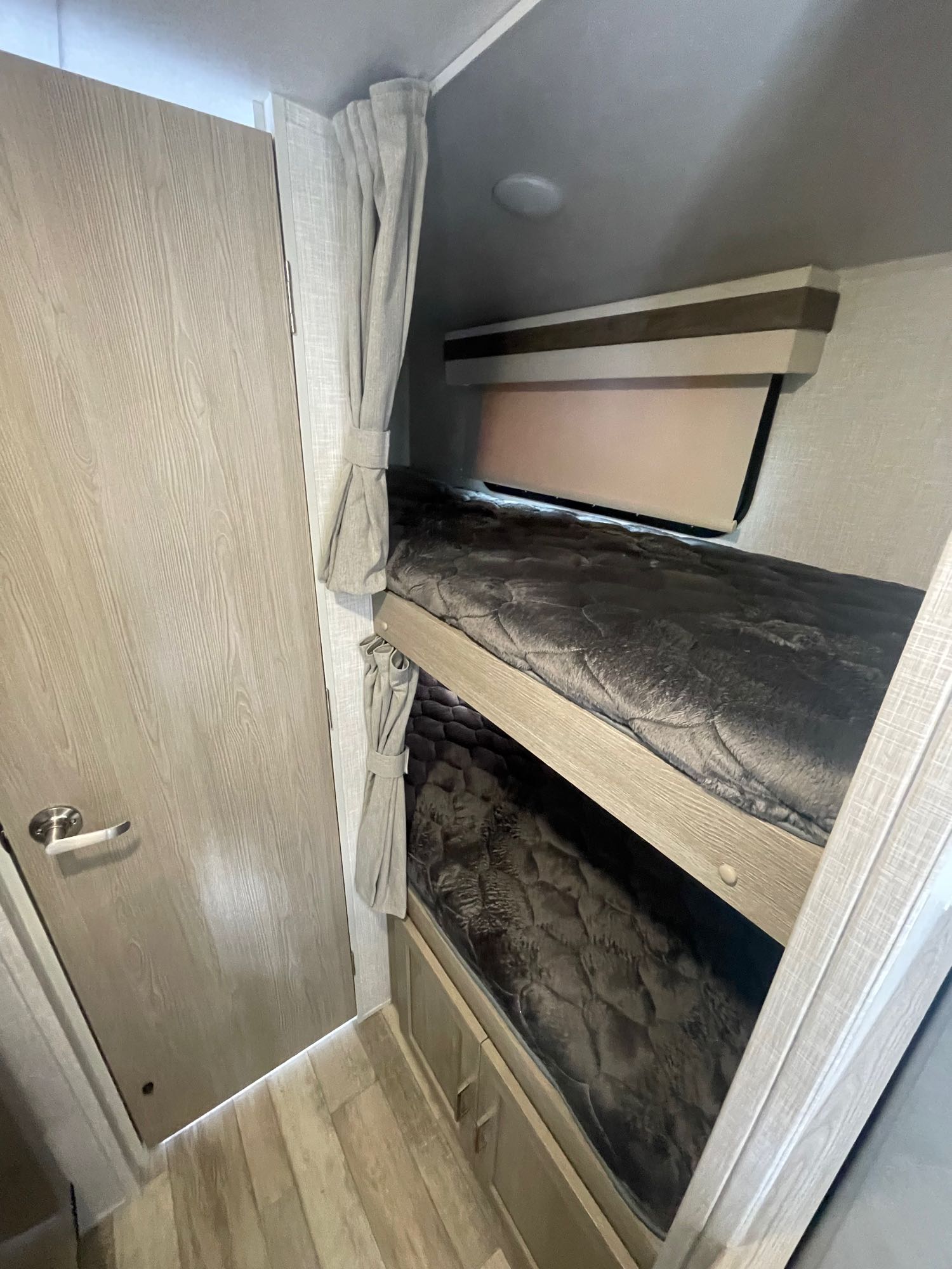 Bunks. Forest River Rockwood Geo Pro 2022