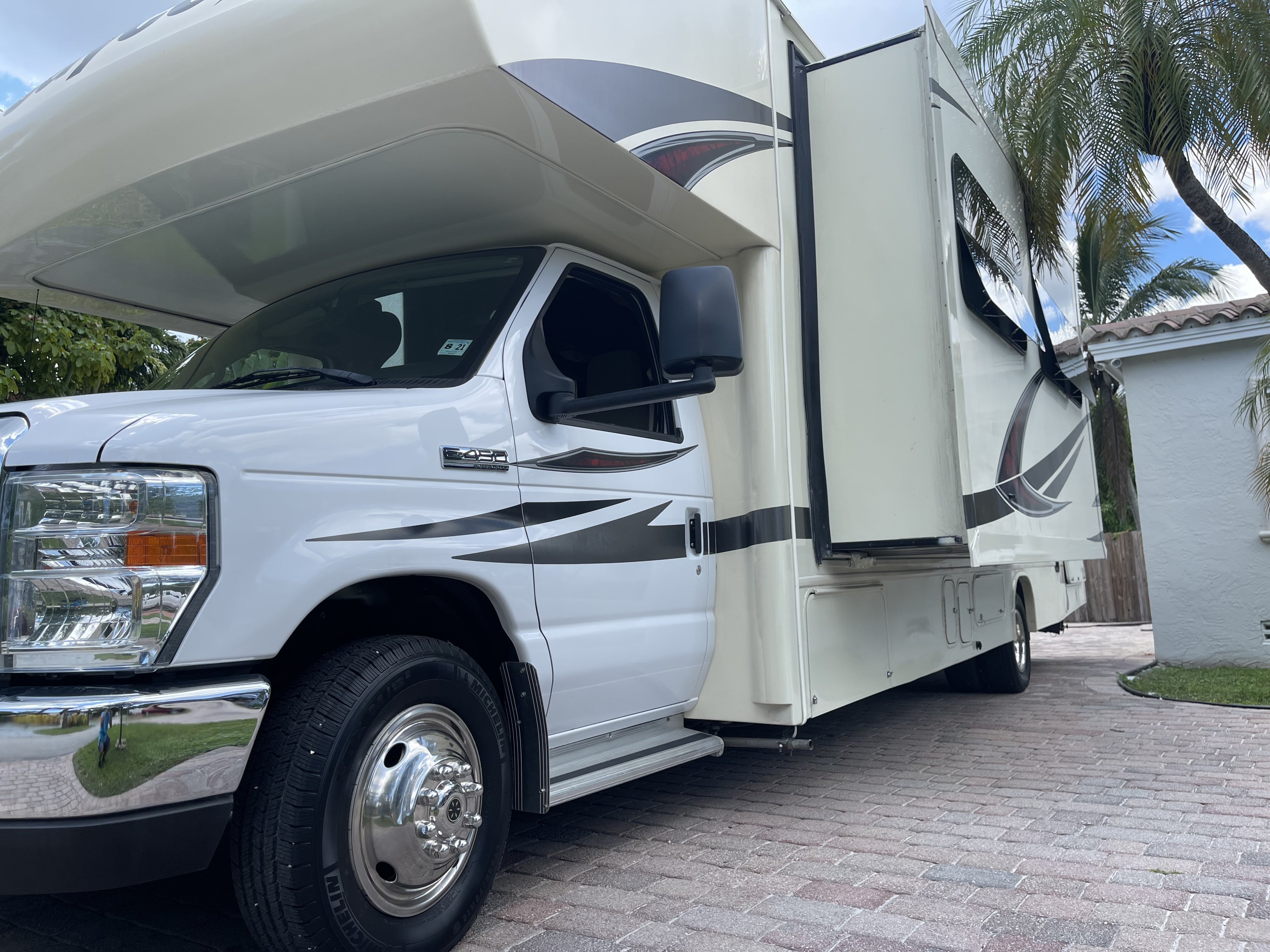 Class C RV Rental 