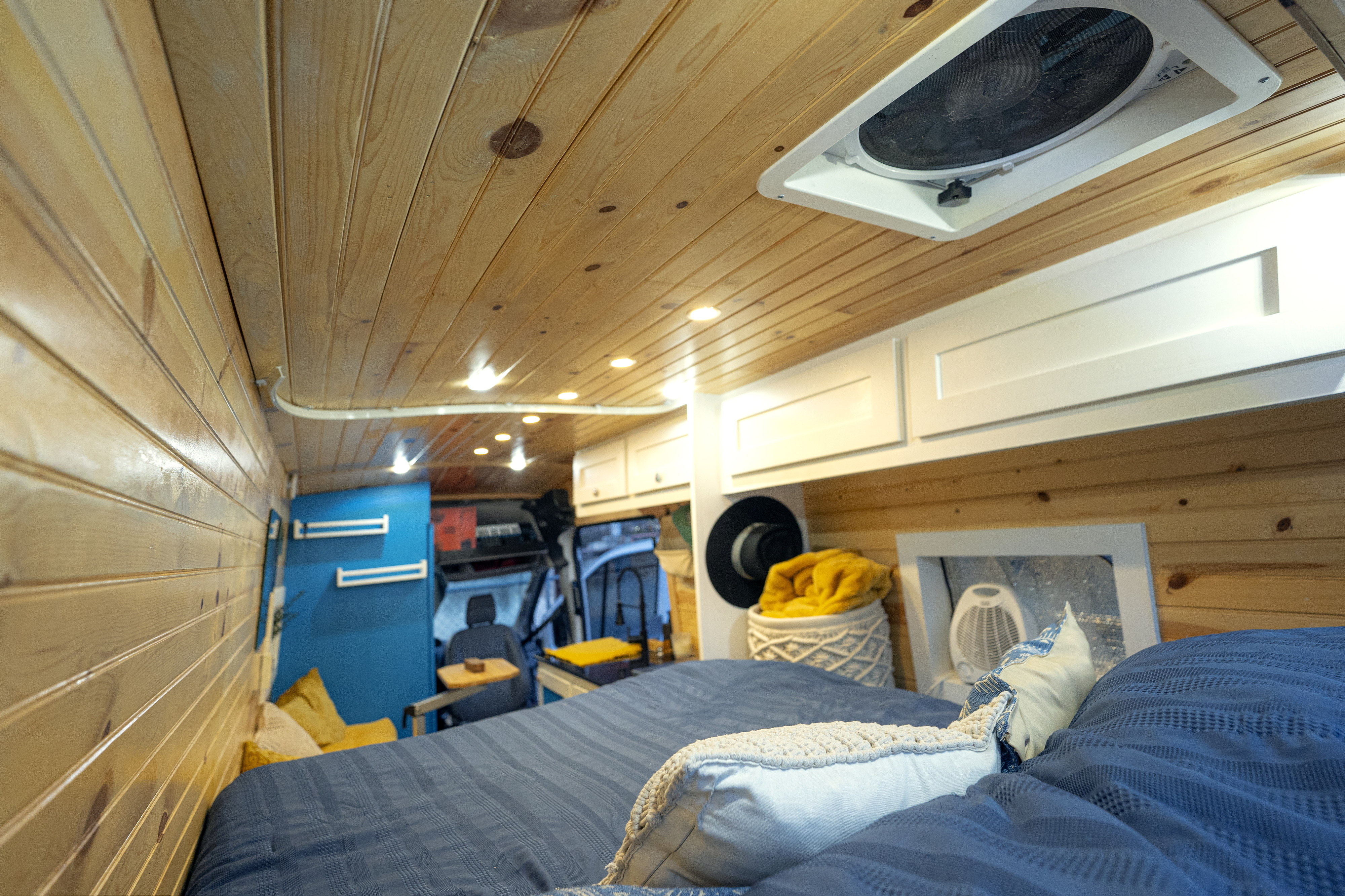 Camper van RV Rental 
