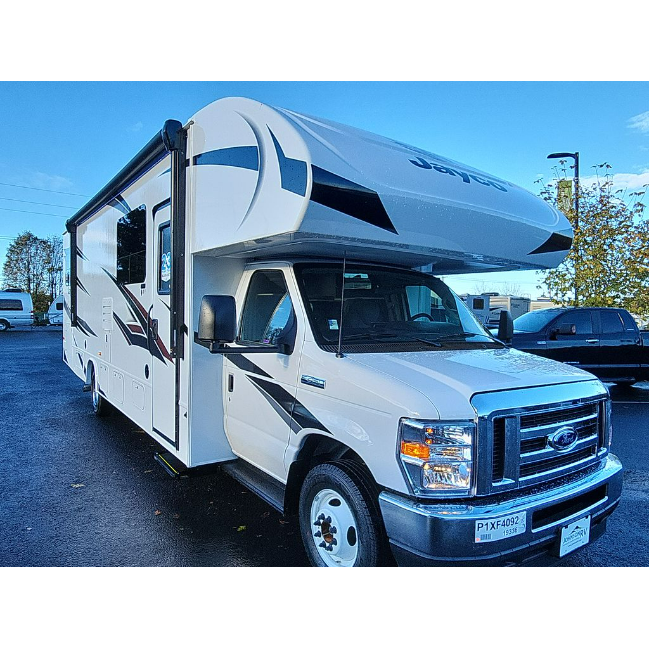 2023 Sleeps 8 - Fully Stocked - Family Friendly -2 Queen/Bunks -