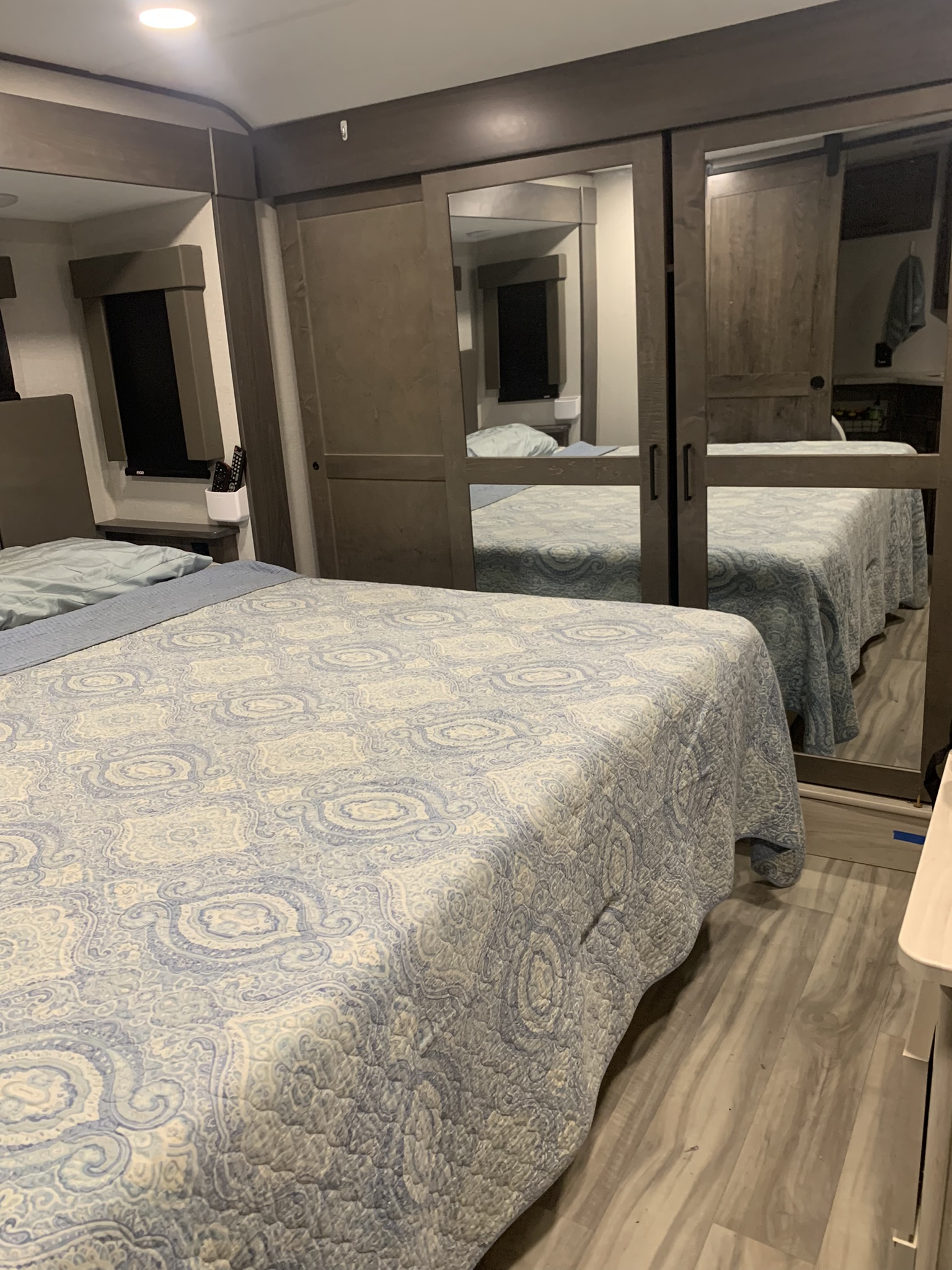 Alliance RV Valor Toy Hauler 2021