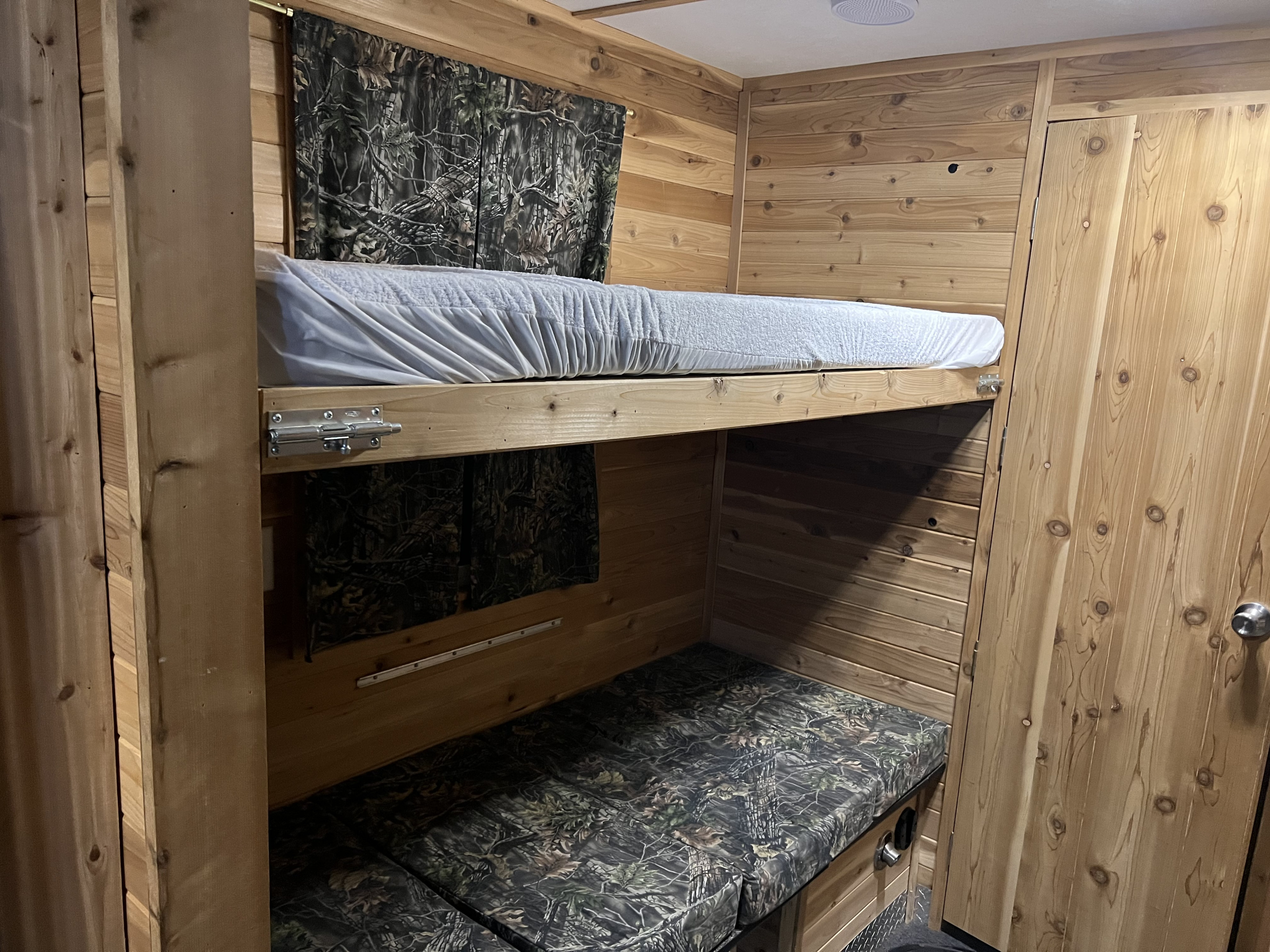 Ice castle RV American Standard Extreme 2015