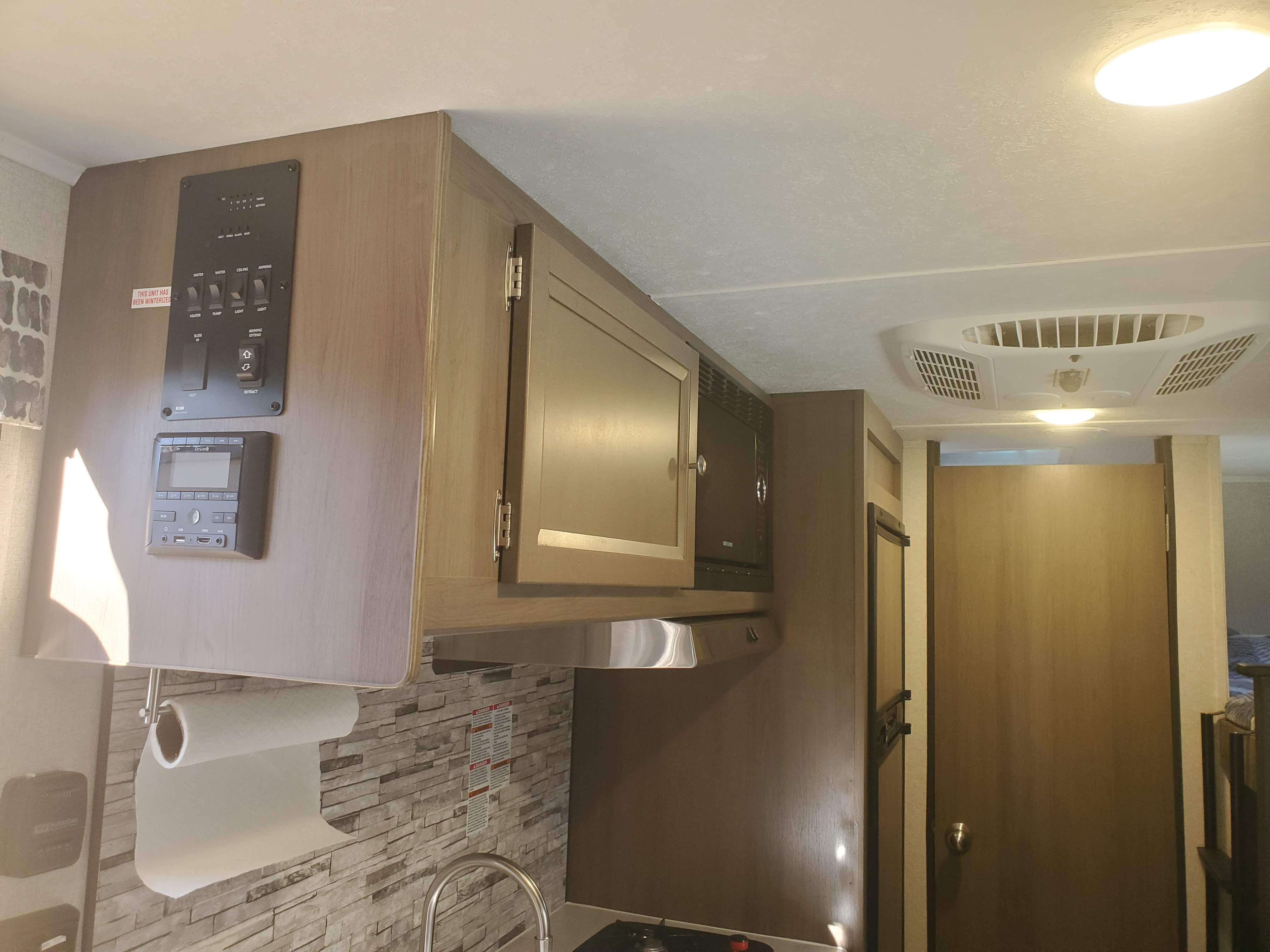 Travel trailer RV Rental 