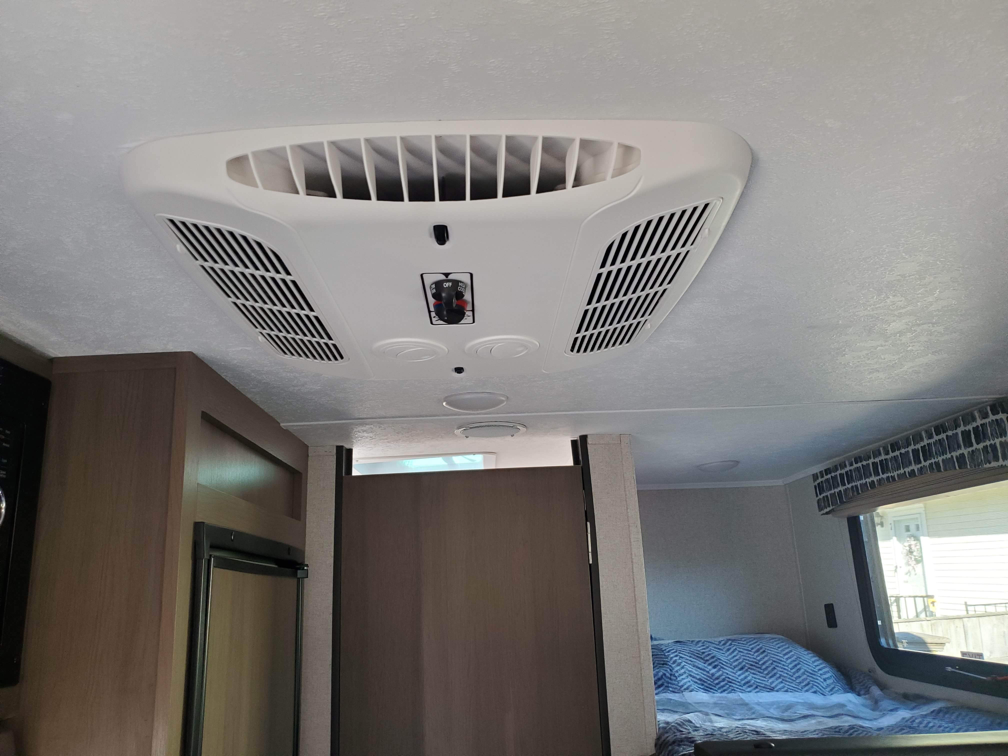 Travel trailer RV Rental 